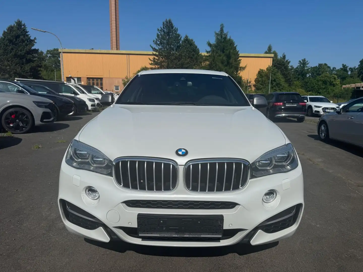 BMW X6 M 1.Hand Head Up Pano Soft Close Kamera AHK Blanco - 2
