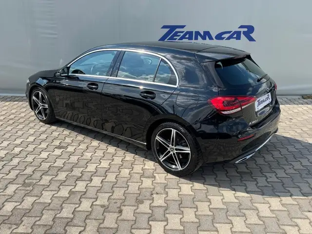 Mercedes-Benz A view 3