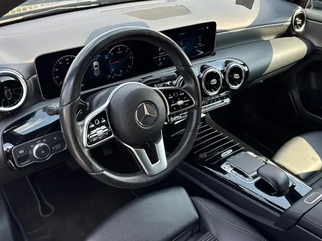 Mercedes-Benz A view 7