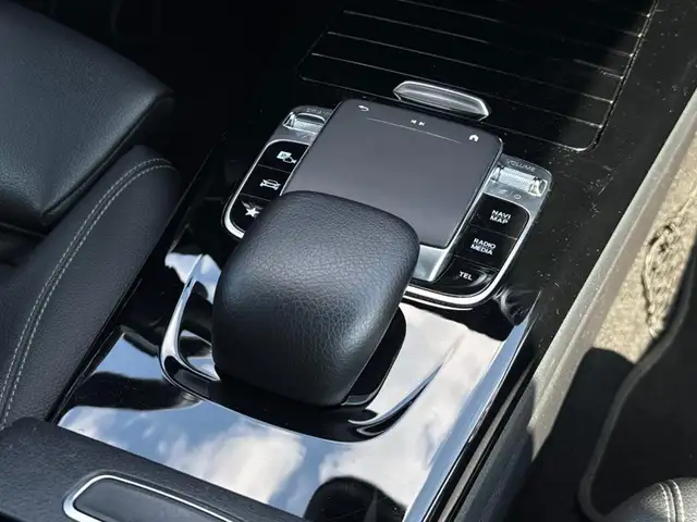Mercedes-Benz A view 15