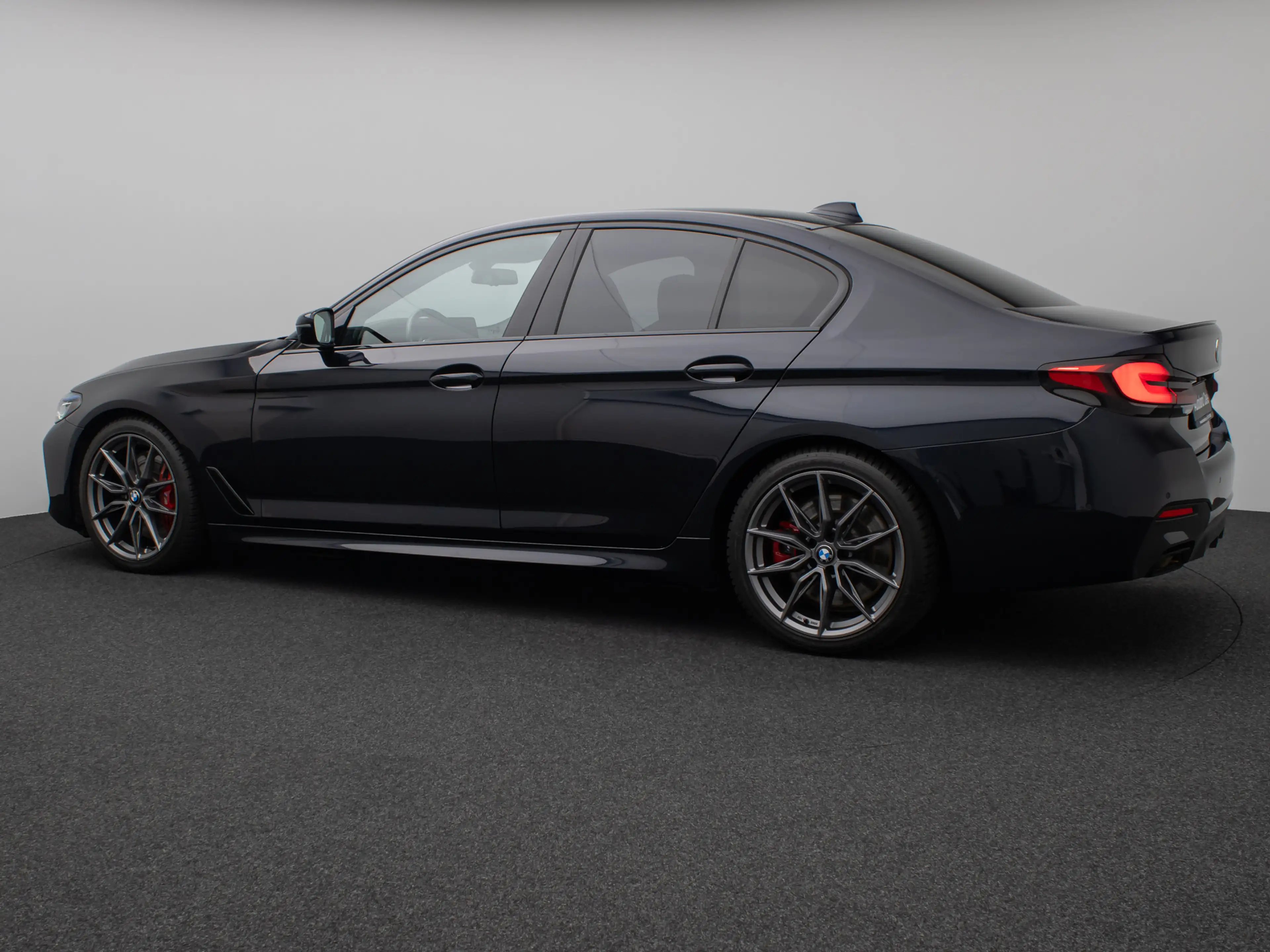 BMW 550 xD Kamera Laser HUD DAB H K 4Klima Komfort — photo 10