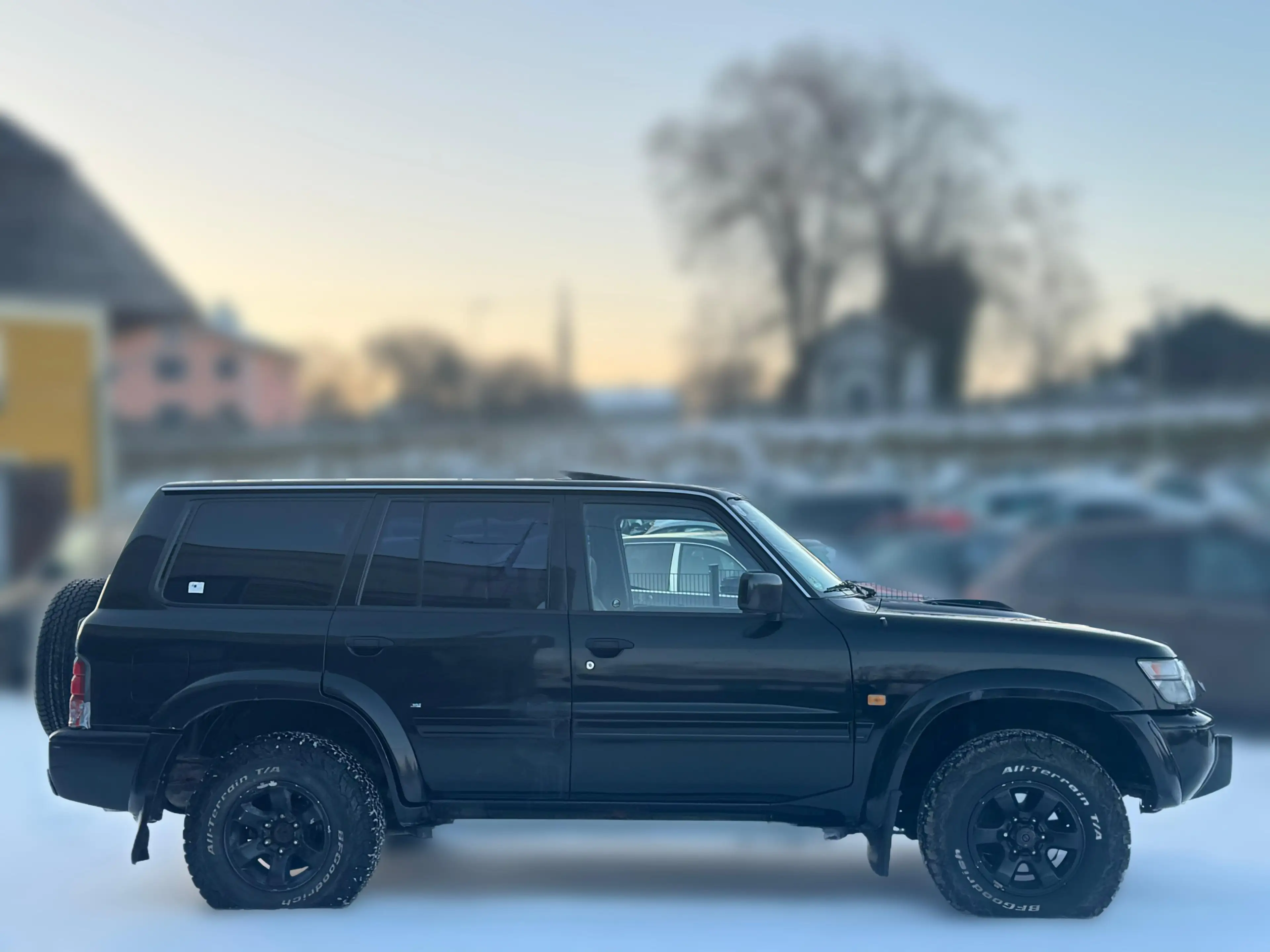 Nissan Patrol Kredit* Allrad* 7 Sitzer* Leder* Sitzheizung* — photo 6