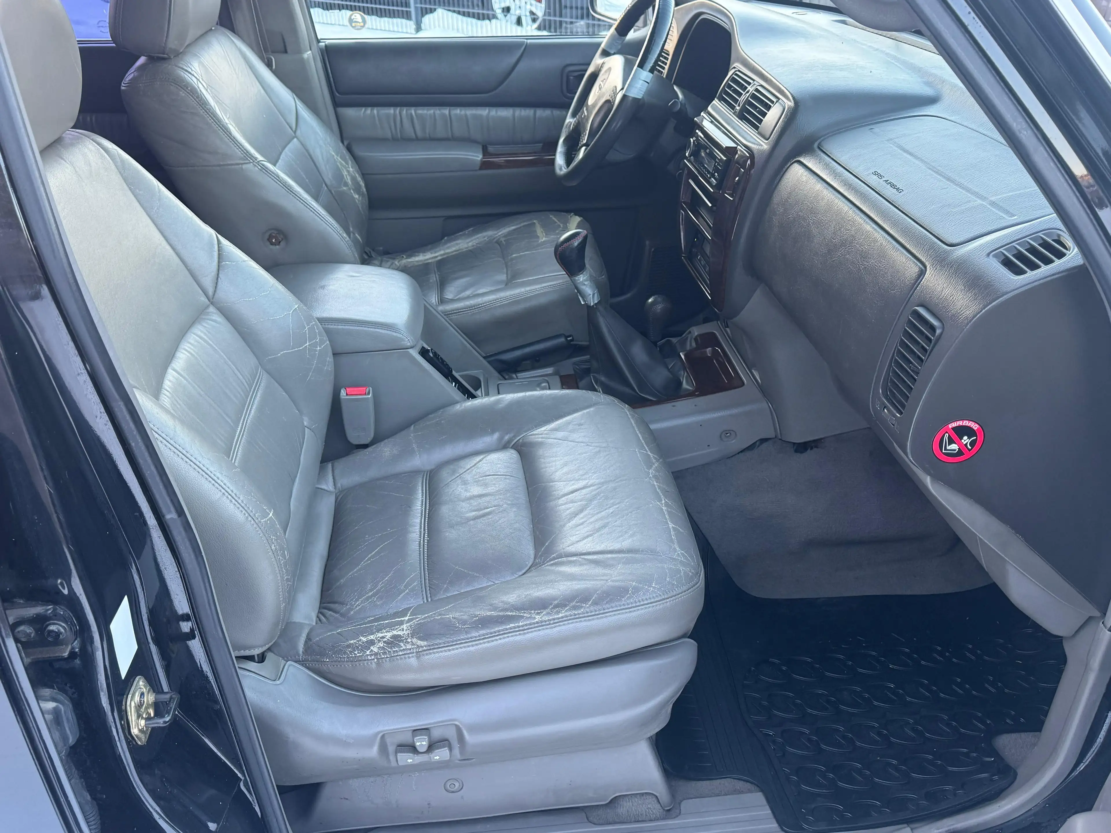 Nissan Patrol Kredit* Allrad* 7 Sitzer* Leder* Sitzheizung* — photo 12