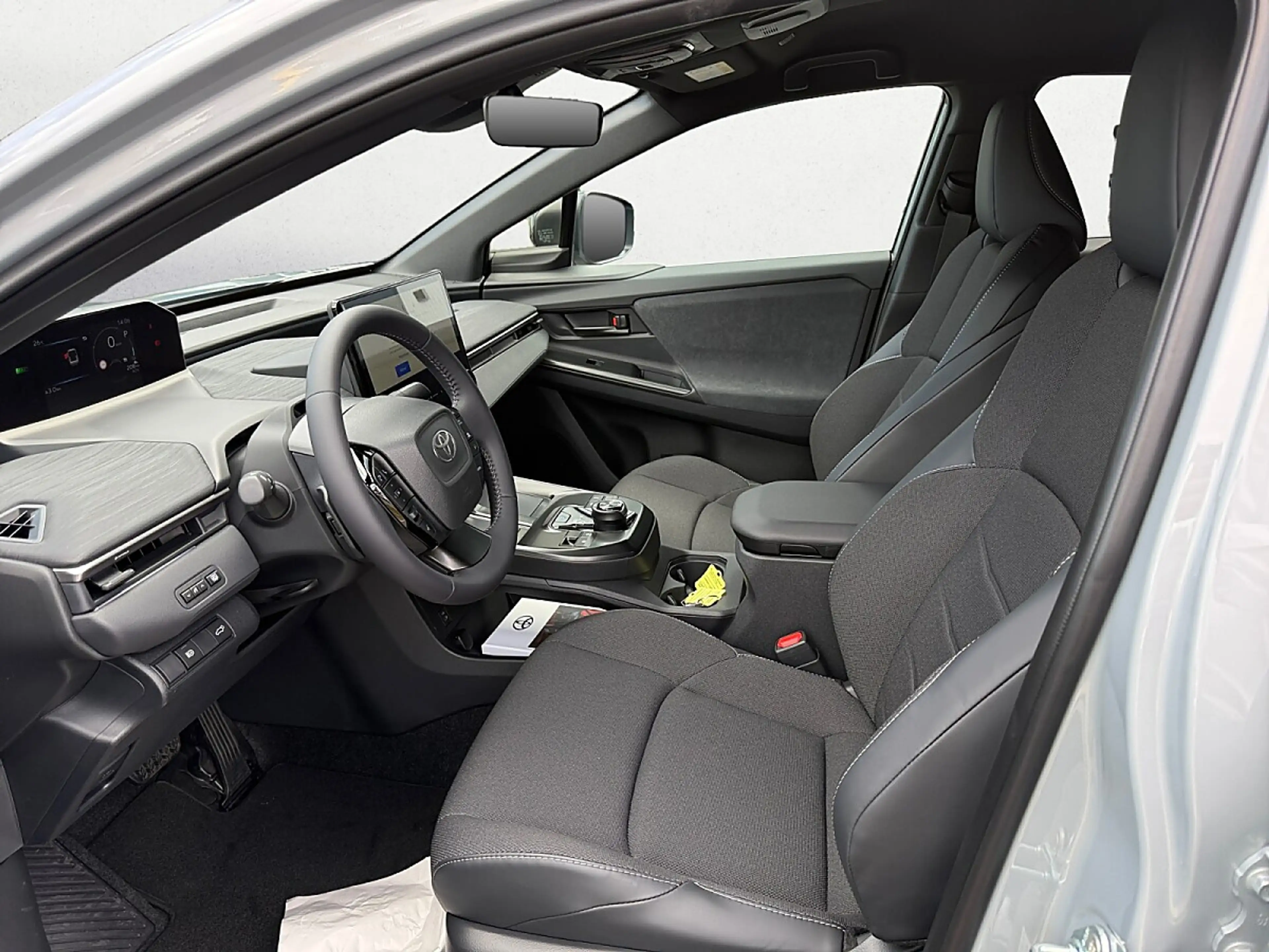 Toyota C-HR+ Elektro 77kWh Teamplayer | 600km Reichweite | a... — photo 10