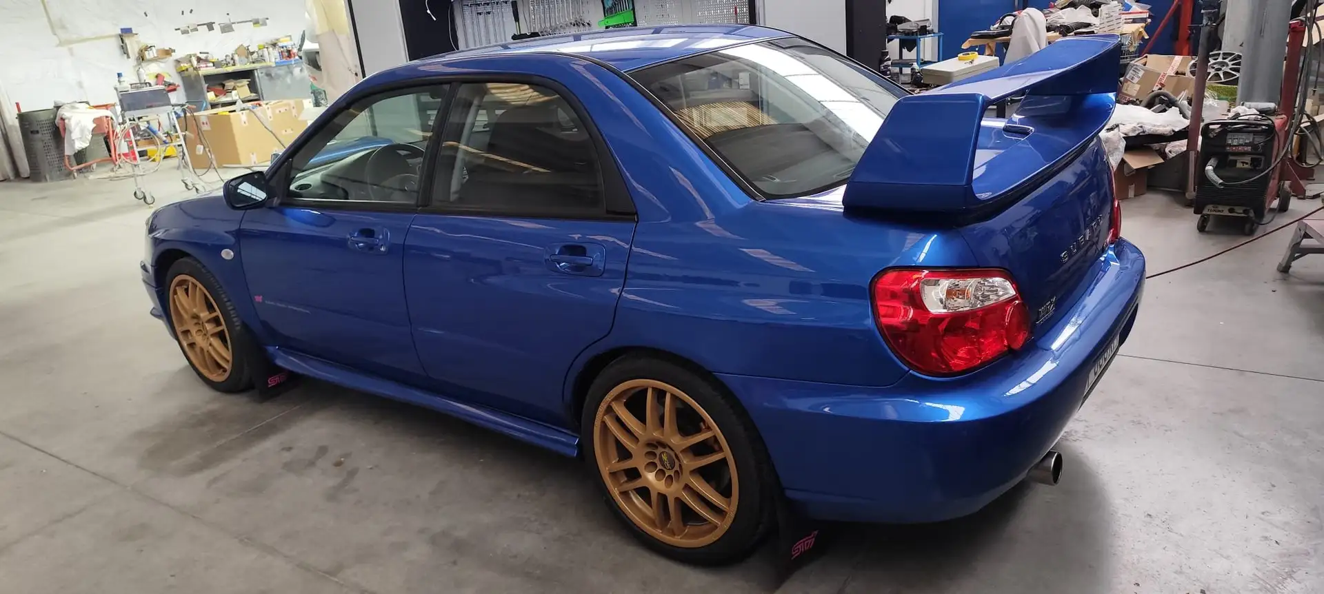 Subaru Impreza WRX STI 04 Bleu - 2