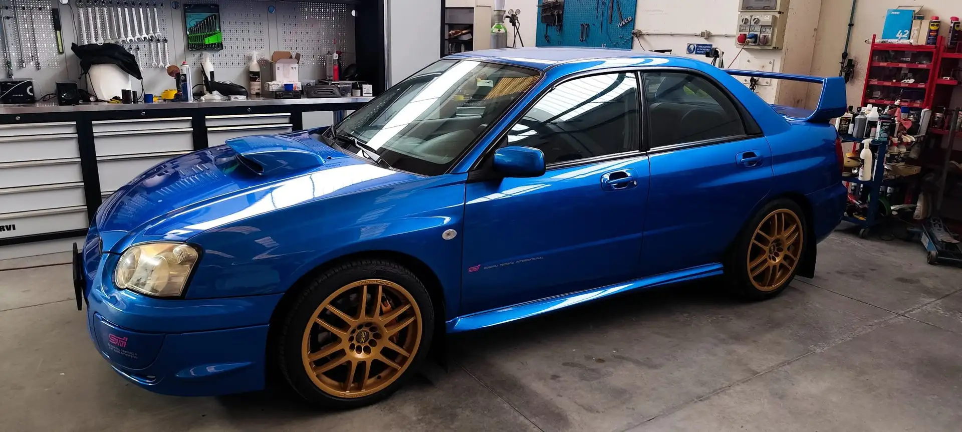 Subaru Impreza WRX STI 04 Bleu - 1