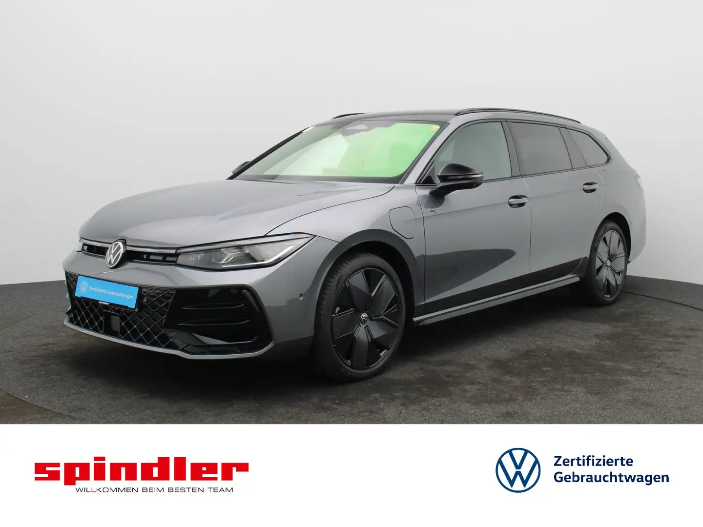 Volkswagen Passat Variant R-Line 1.5 eHybrid / Pano, AHK Grau - 1