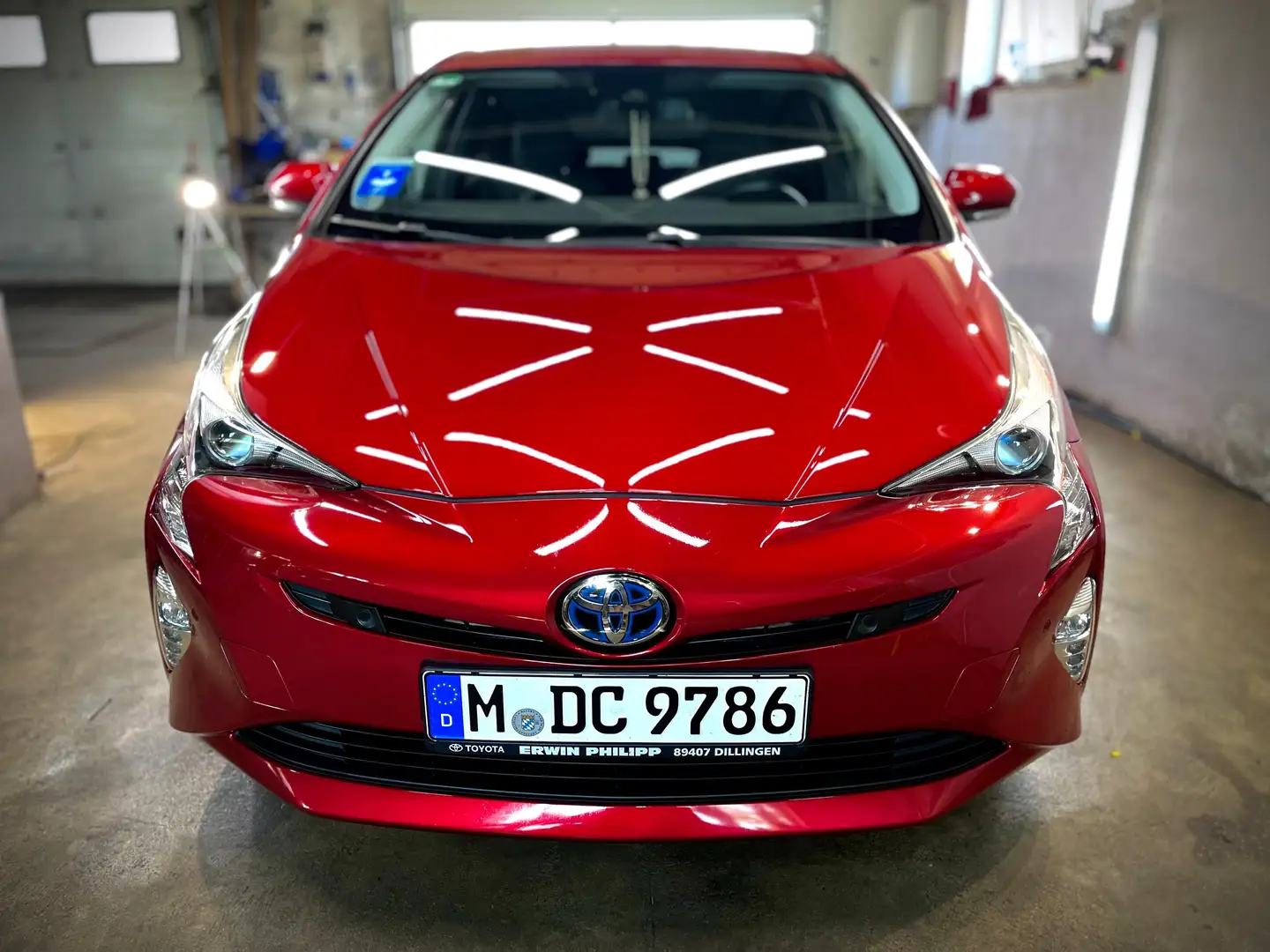 Toyota Prius Executive Roşu - 1