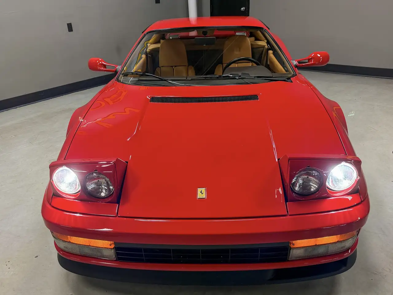 Ferrari Testarossa снимка Ferrari Testarossa