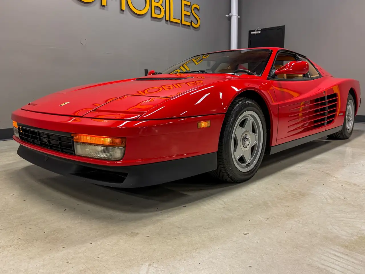 Ferrari Testarossa снимка Ferrari Testarossa