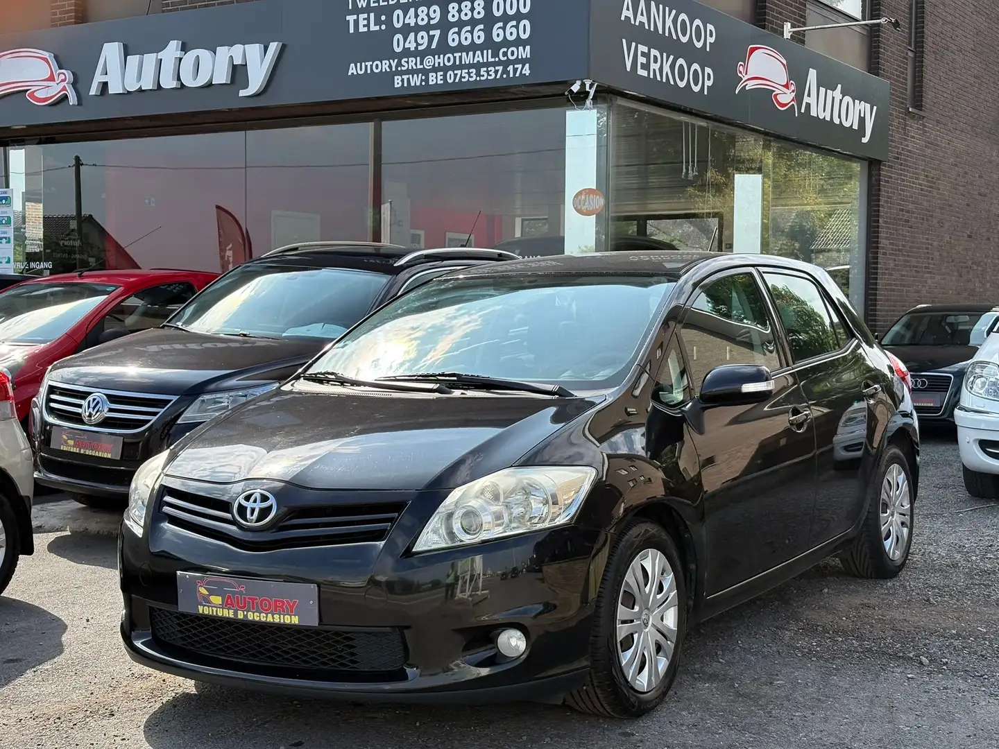 Toyota Auris 1.4 D-4D ECO Executive DPF Fekete - 1