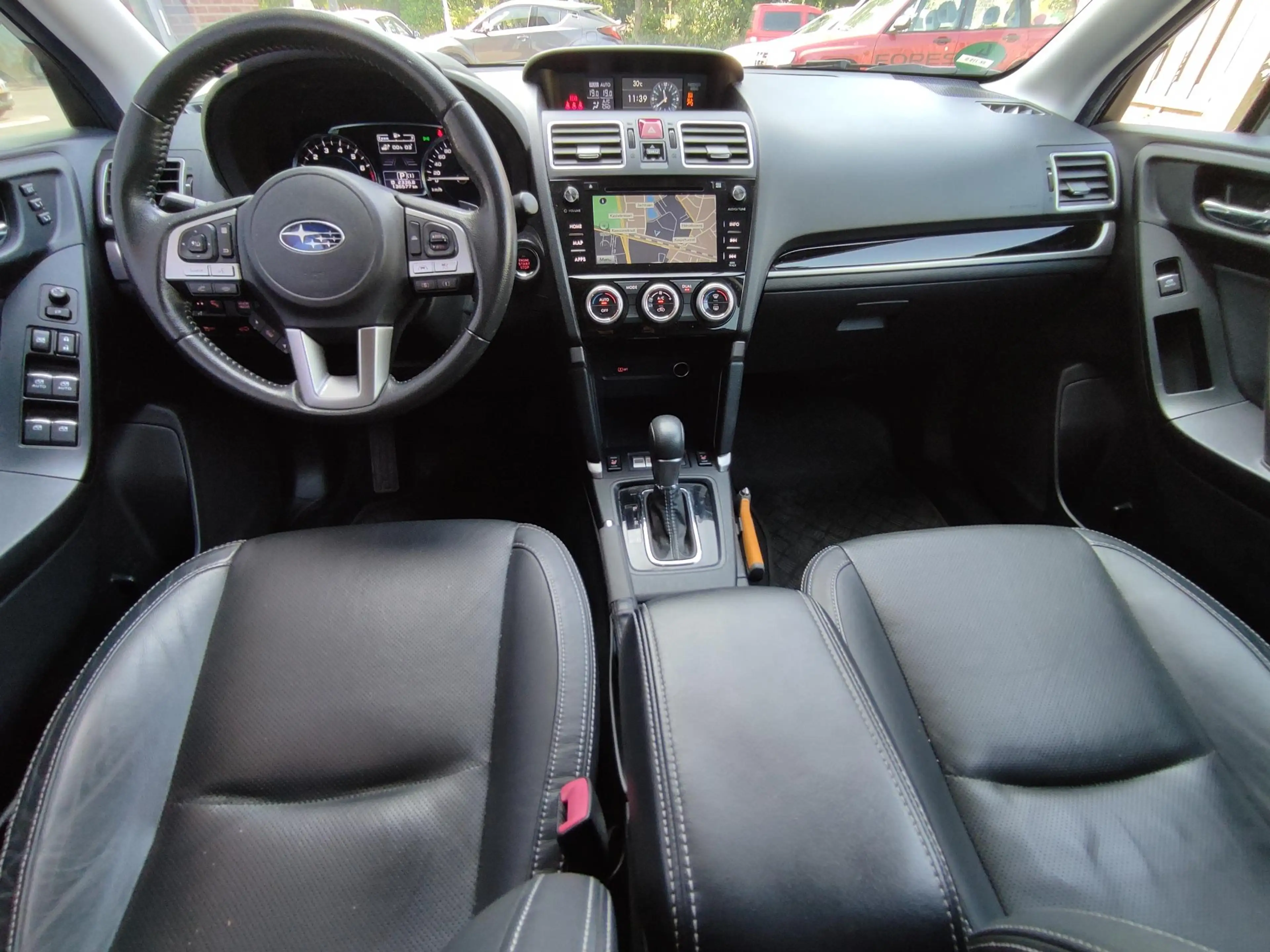 Subaru Forester 2.0 Premium — photo 14
