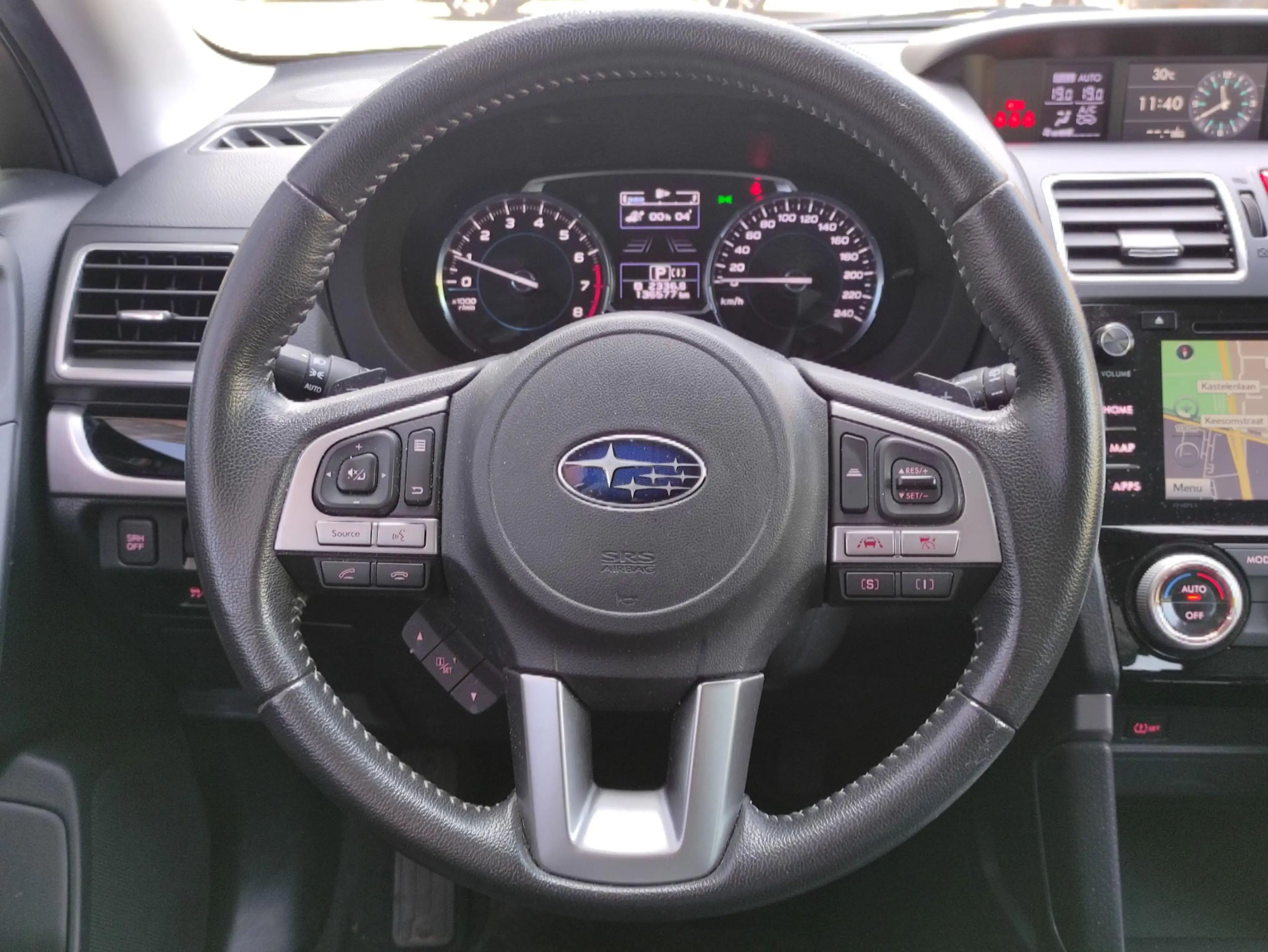Subaru Forester 2.0 Premium — photo 11
