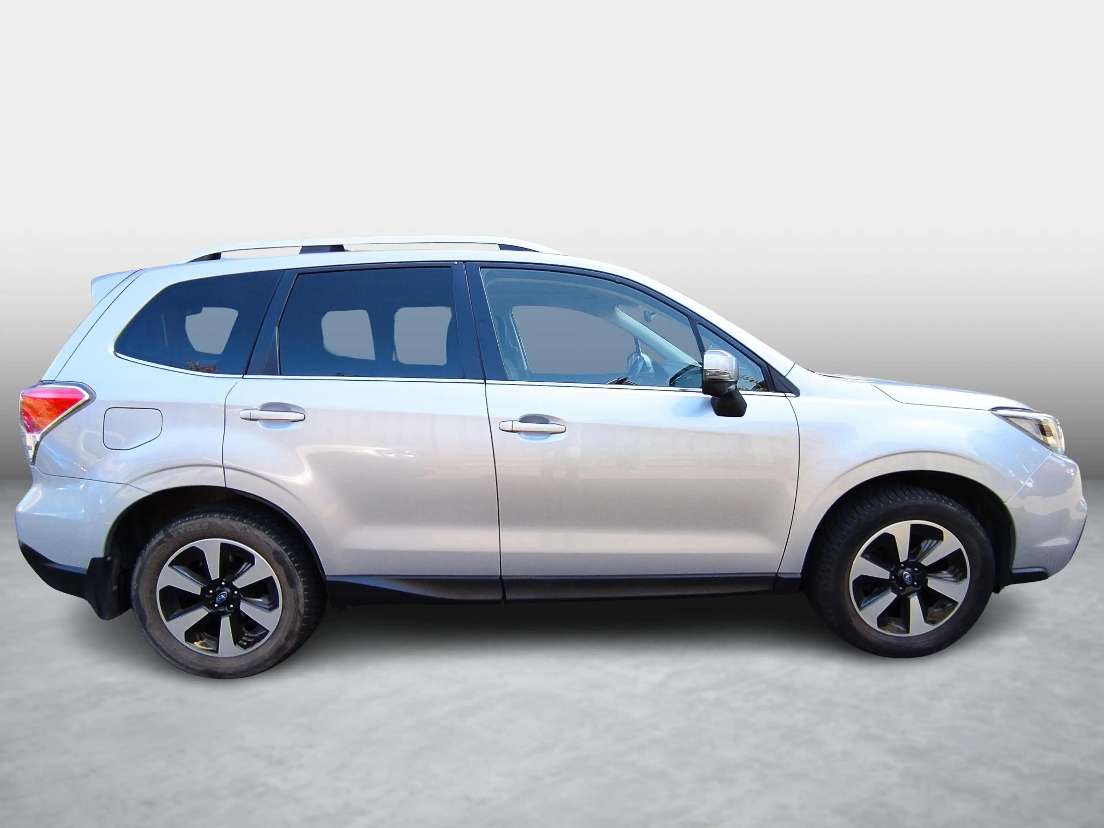 Subaru Forester 2.0 Premium — photo 6
