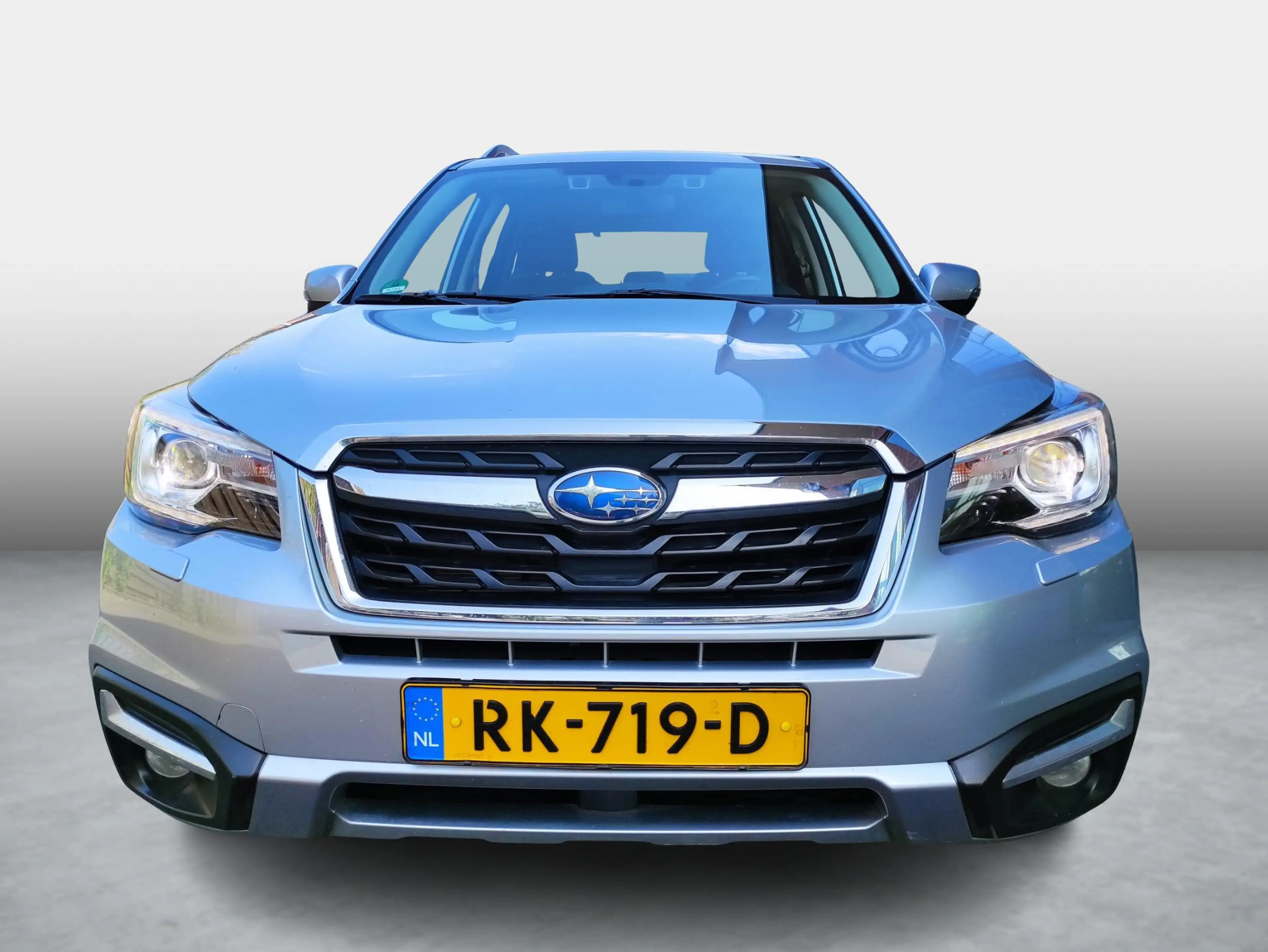 Subaru Forester 2.0 Premium — photo 8