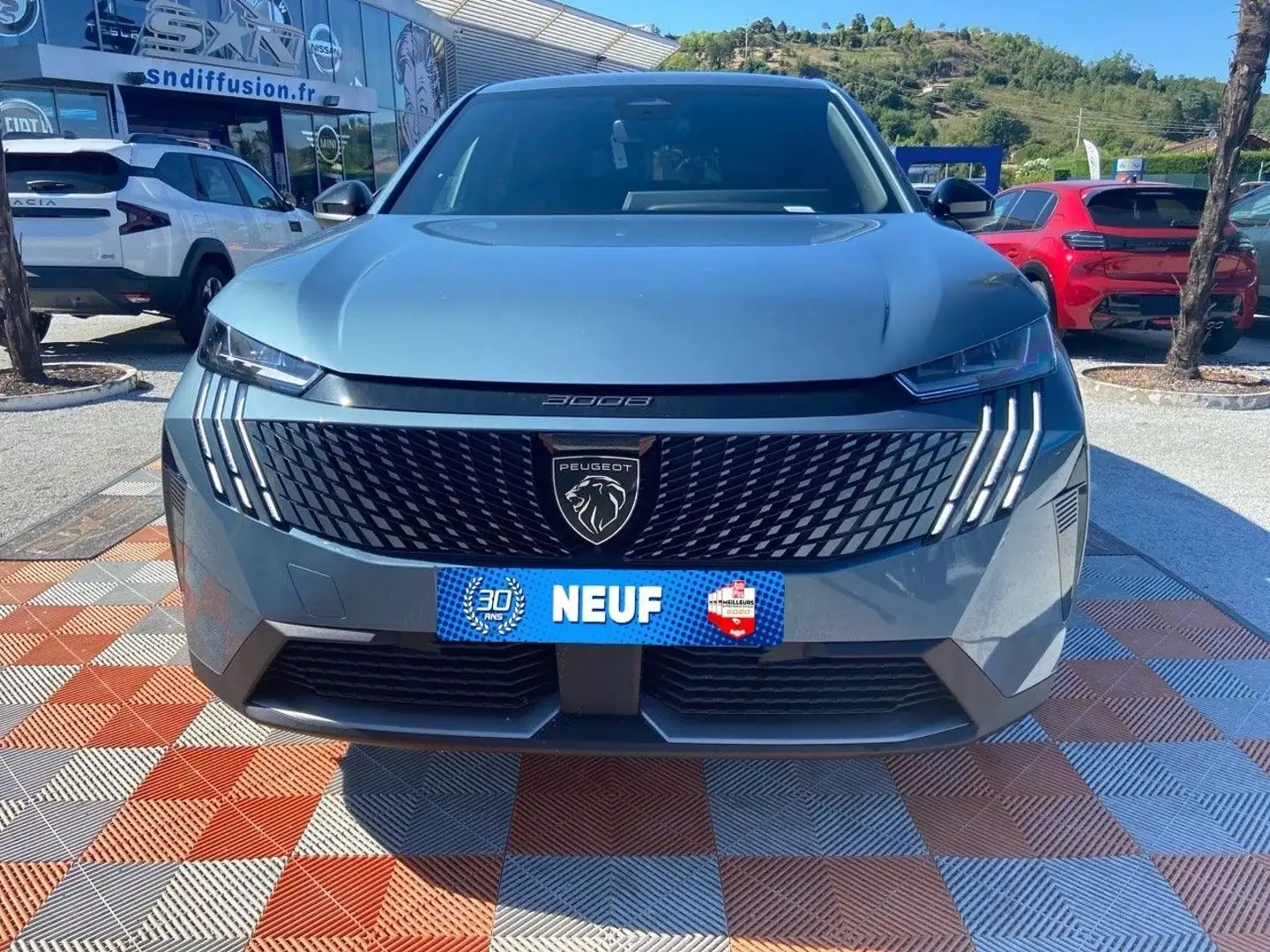 Peugeot 3008 Hybrid 145 e-DCS6 ALLURE Bleu - 2