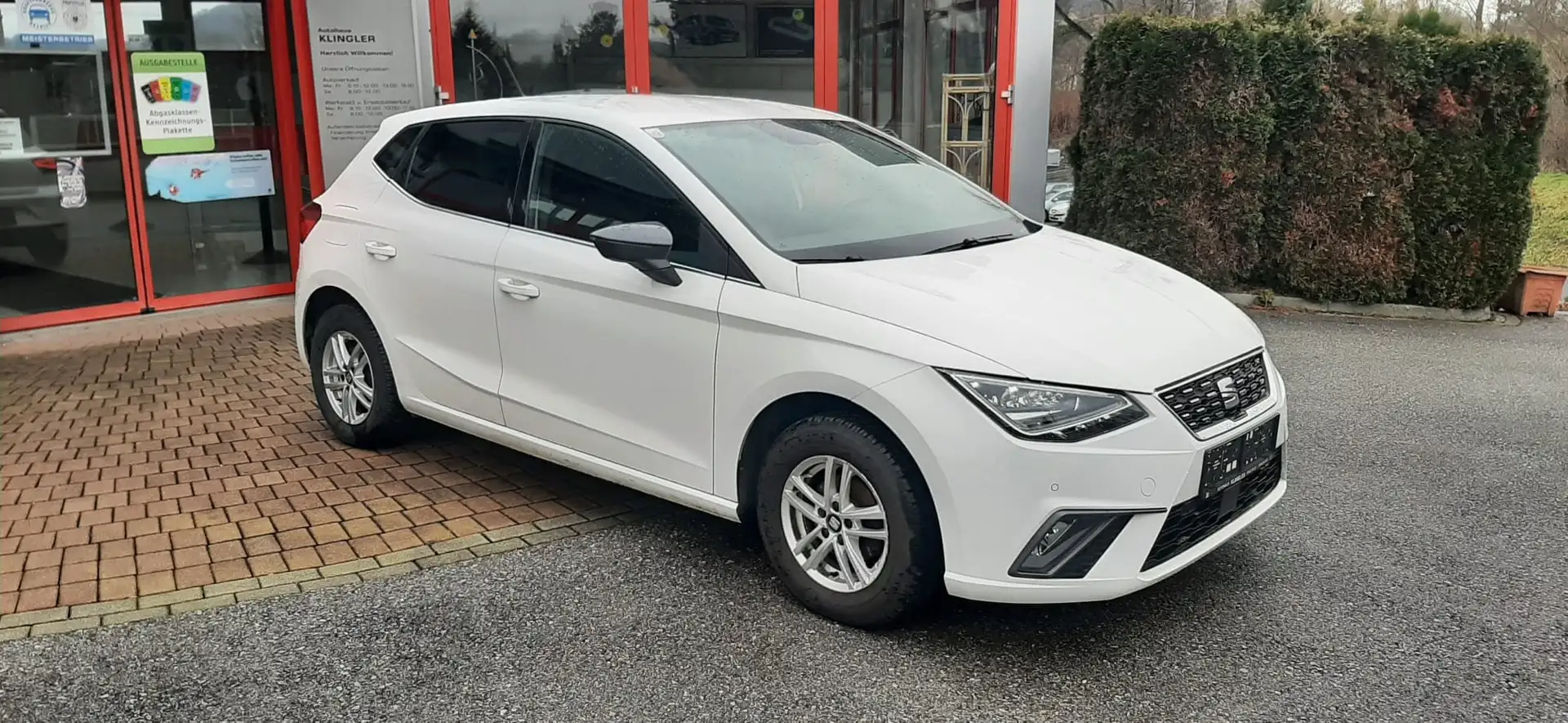 SEAT Ibiza 1,0 ECO TSI Xcellence Weiß - 1