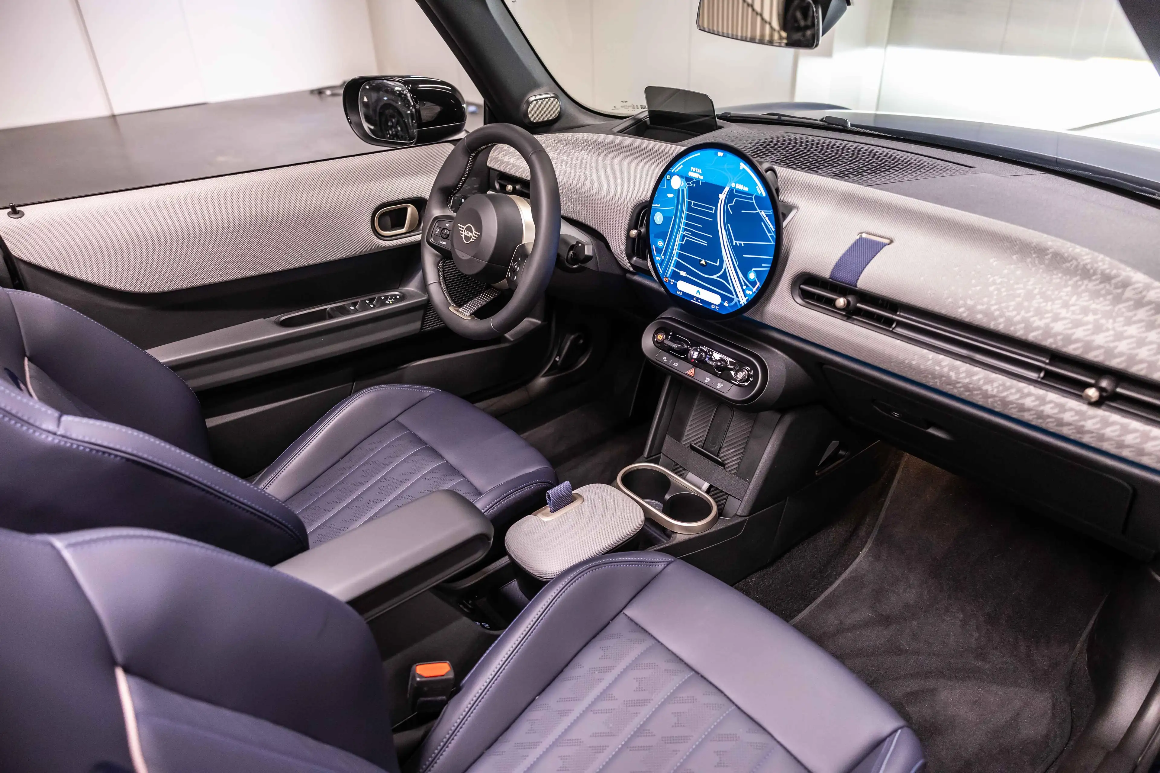 MINI Cooper S Cabrio AUT | CAMERA | LED | H&K | — photo 9