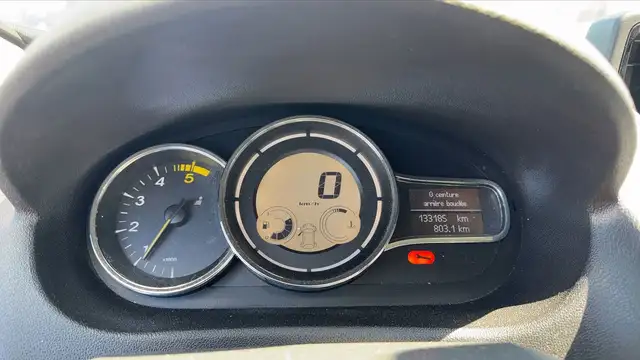 Renault Megane view 12
