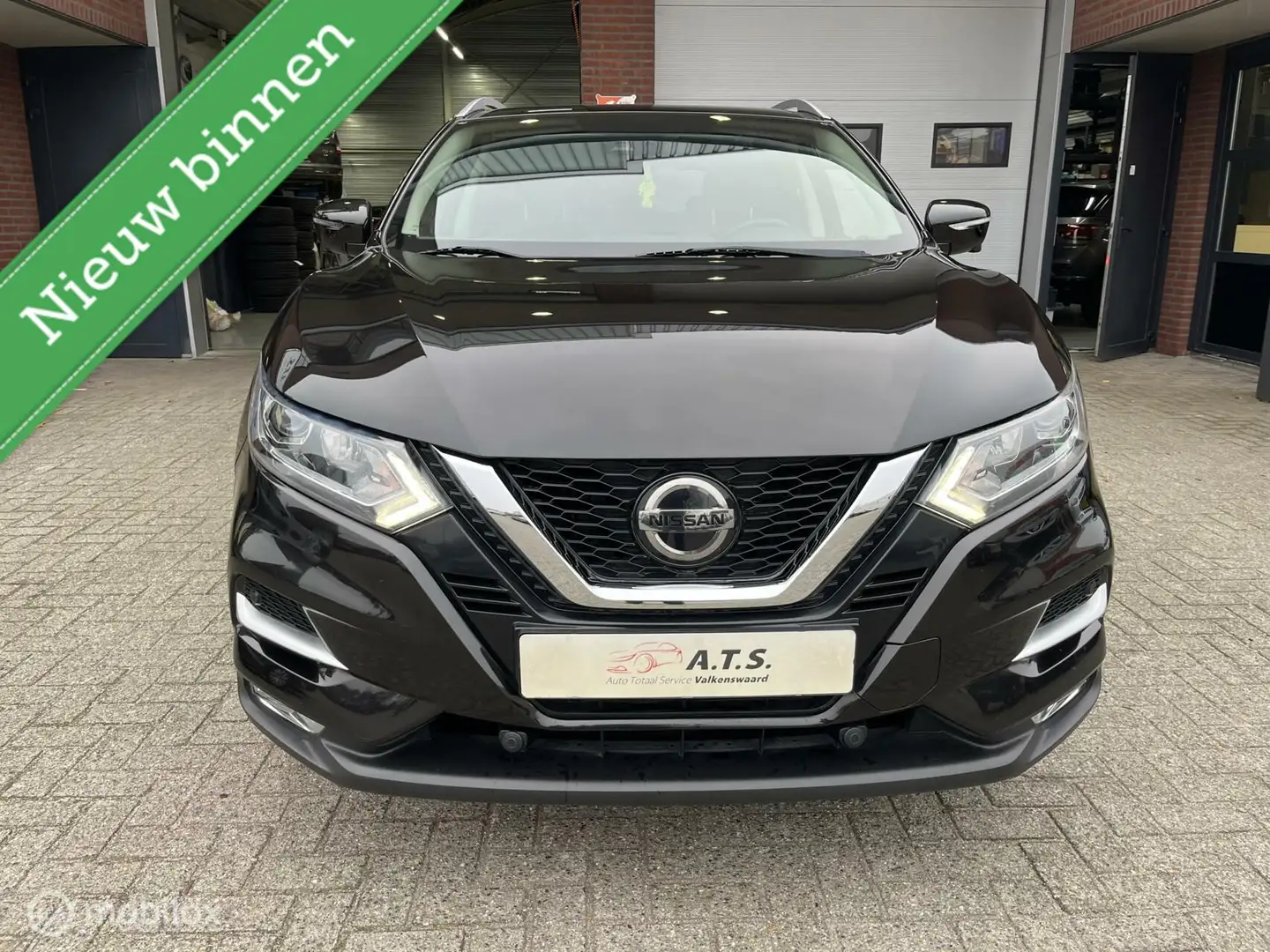 Nissan Qashqai 1.2 N-Connecta NAVI*CAMERA*PANO-DAK*PDC*CRUISE* Noir - 2