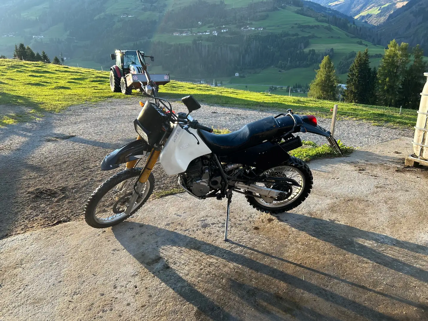 Suzuki DR 350 SE Blanco - 2