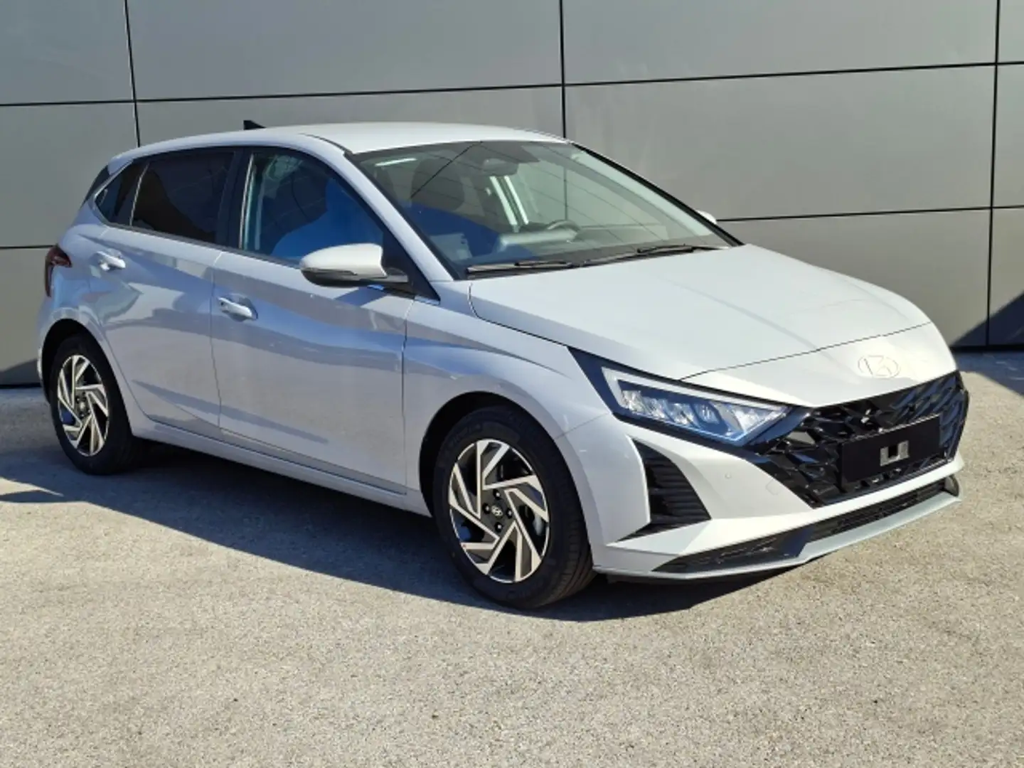 Hyundai i20 (BC3) Comfort Line Silber - 2