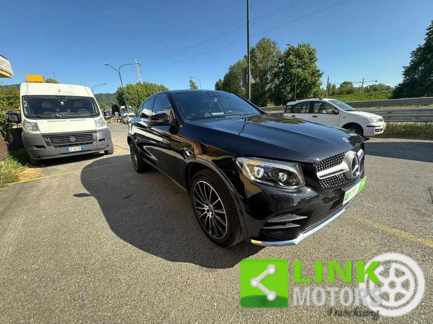 Mercedes-Benz GLC 250 4Matic Coupé Premium Zwart - 2
