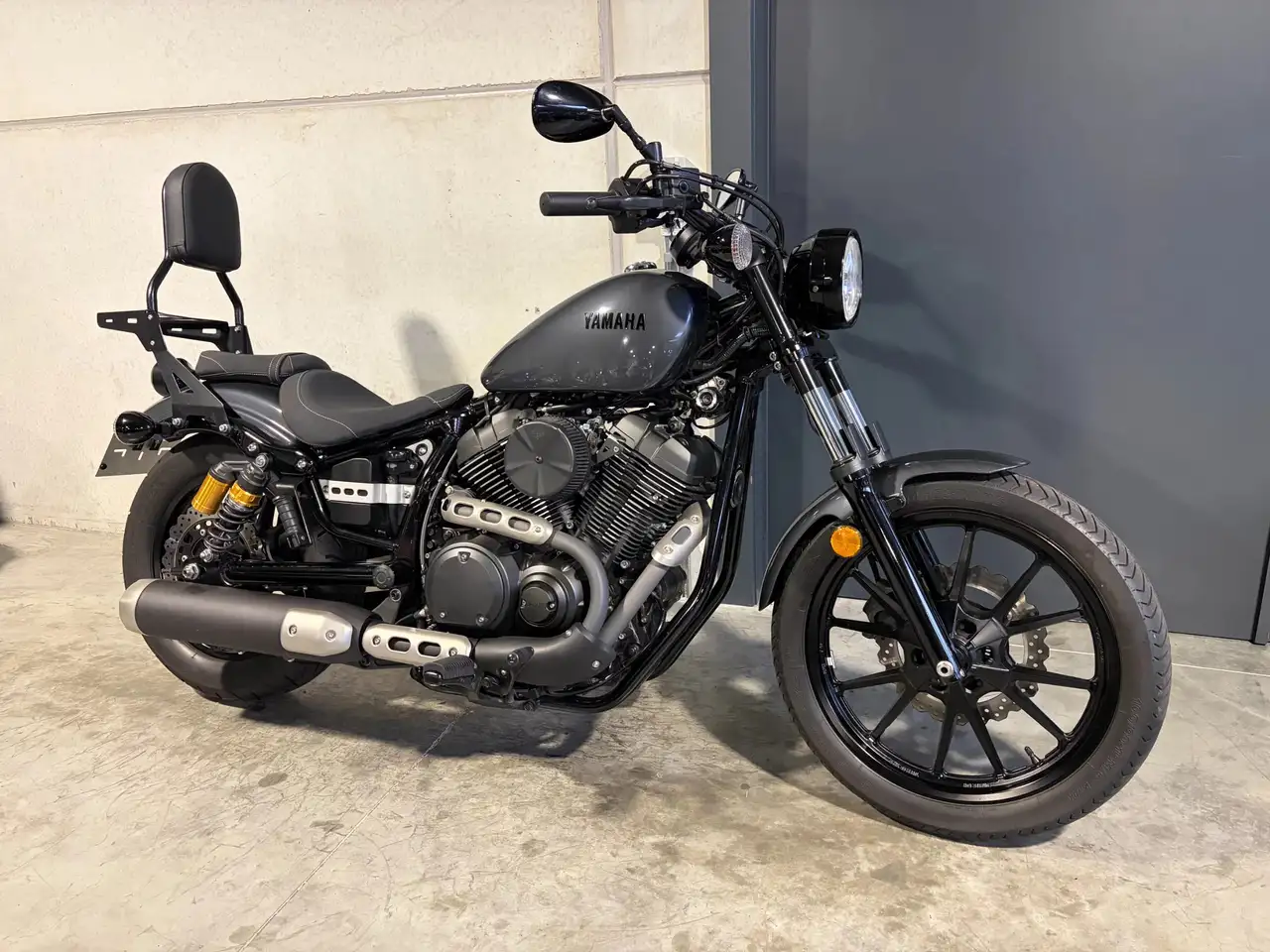 Yamaha XV 950