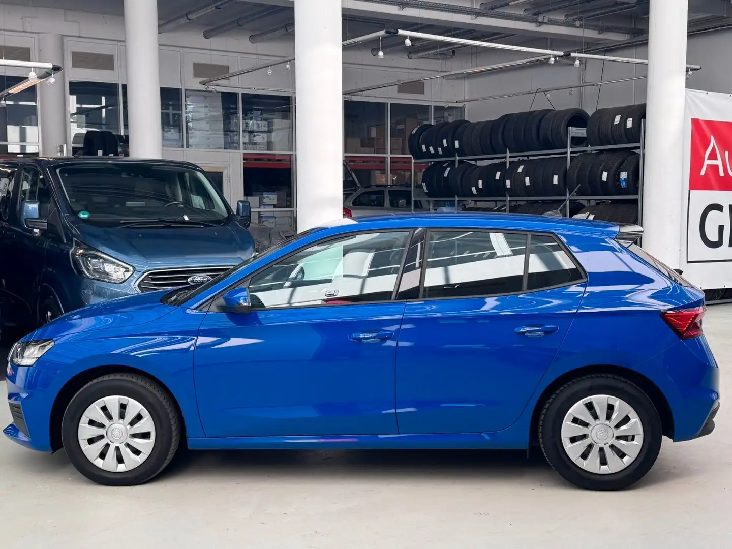 Skoda Fabia 1.0 MPI Easy LED+DAB+USB+SERVO 20TKM! Blau - 2