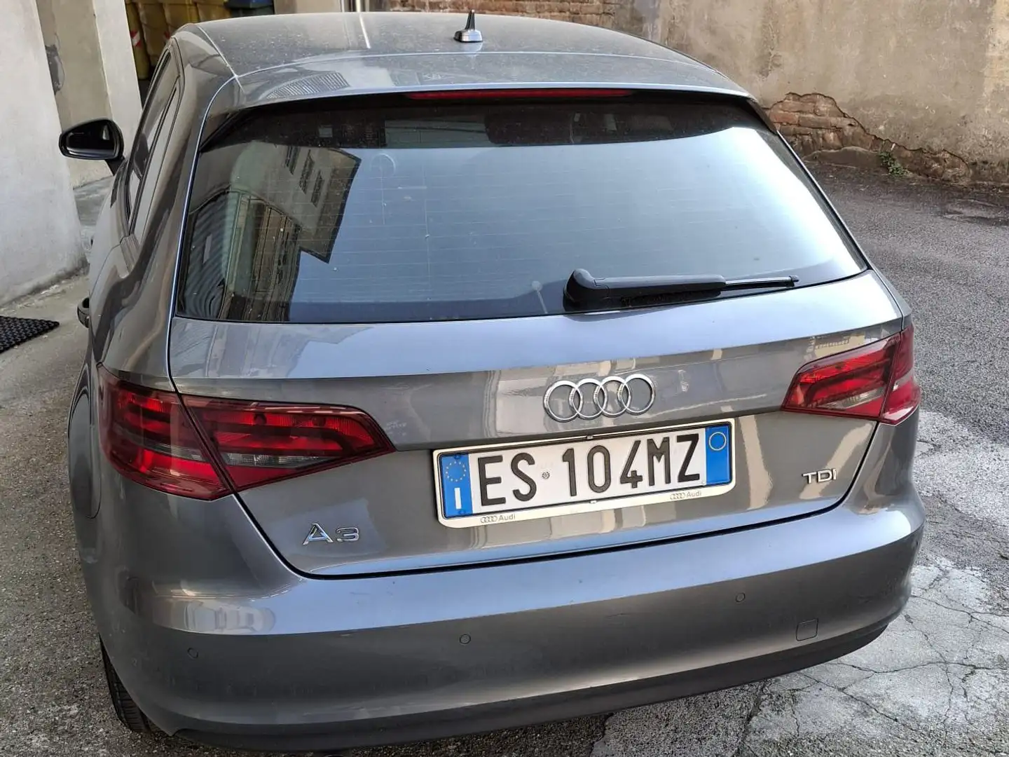 Audi A3 A3 III 2013 Sportback Sportback 1.6 tdi Ambiente Grigio - 1