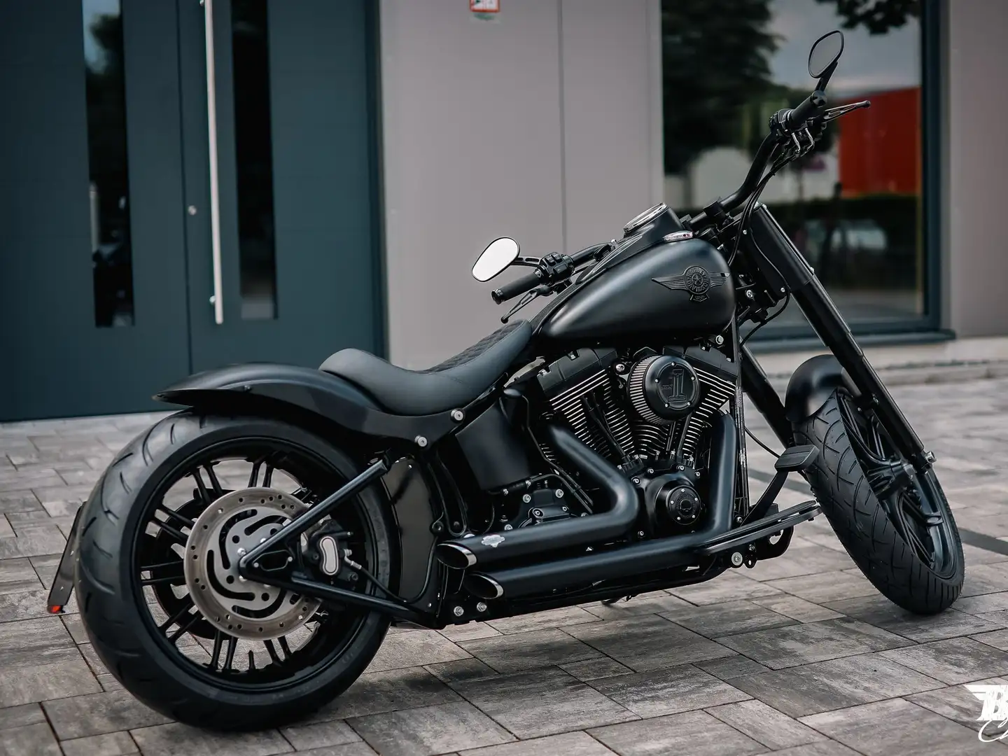 Harley-Davidson Softail FLSTC Softail Custom 260 Breakout Wheels +Garantie Černá - 2