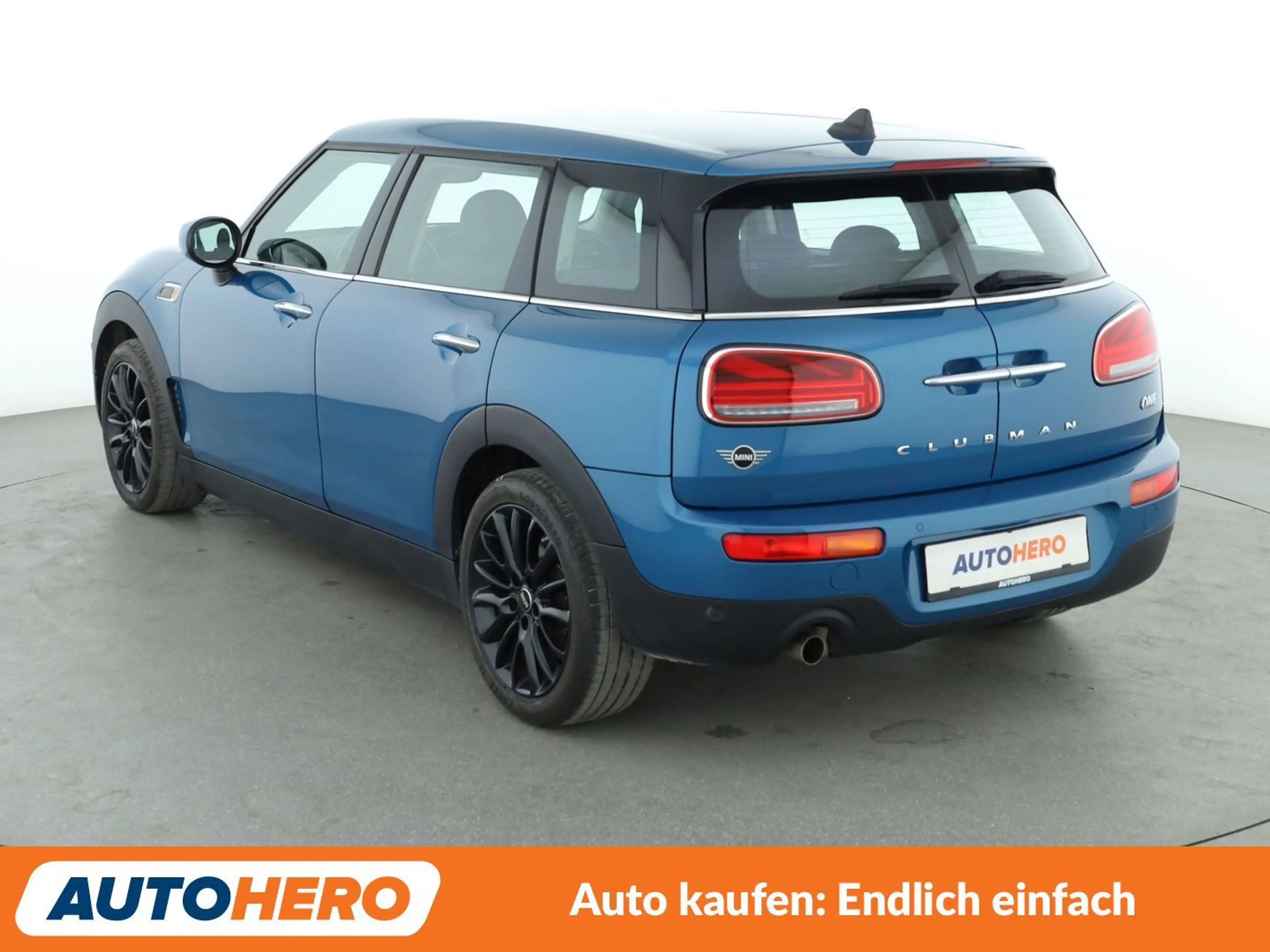 MINI One Clubman One Classic Trim Aut.*NAVI*LED*LIM*PDC*SHZ* — photo 4