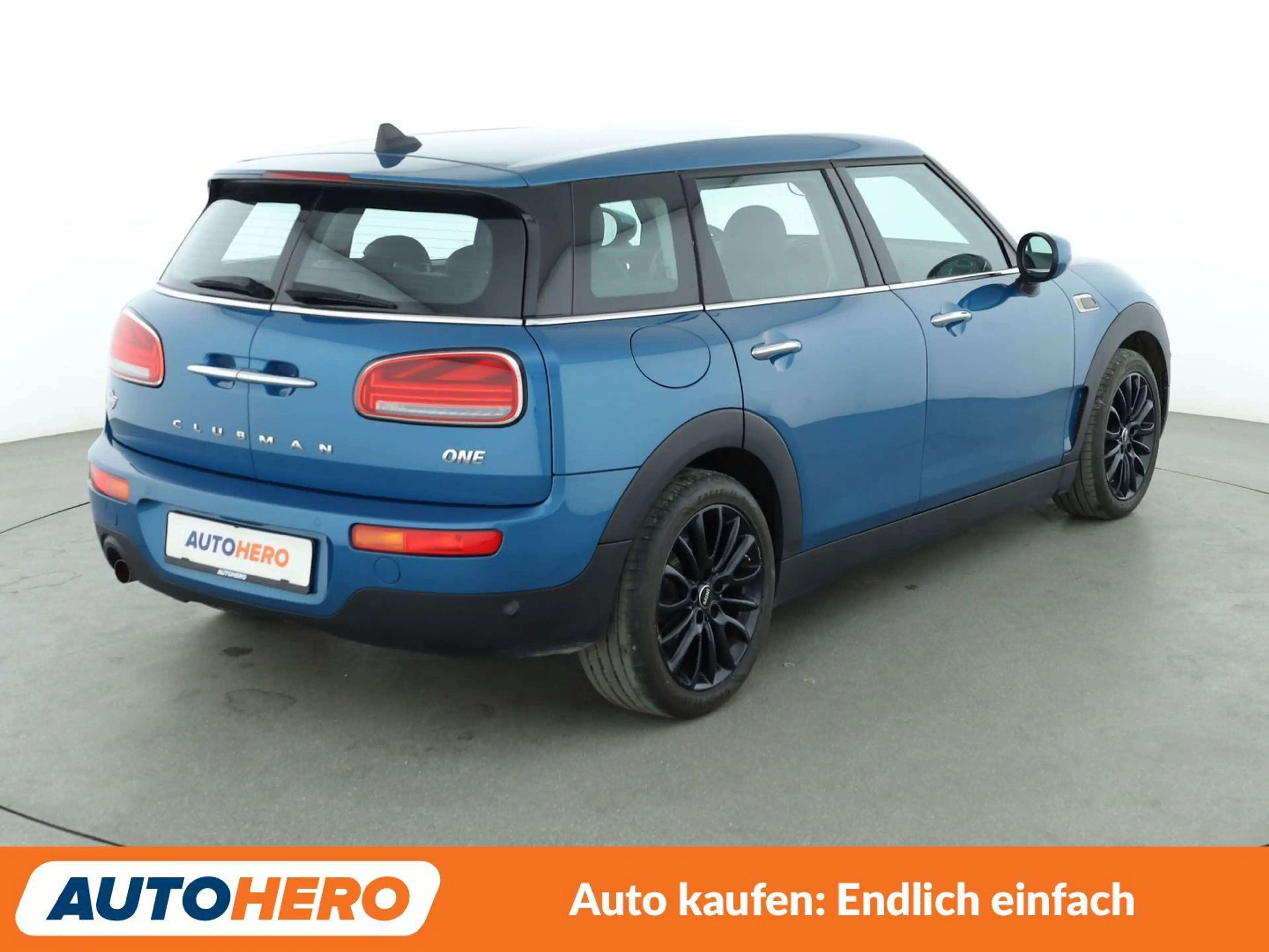 MINI One Clubman One Classic Trim Aut.*NAVI*LED*LIM*PDC*SHZ* — photo 6