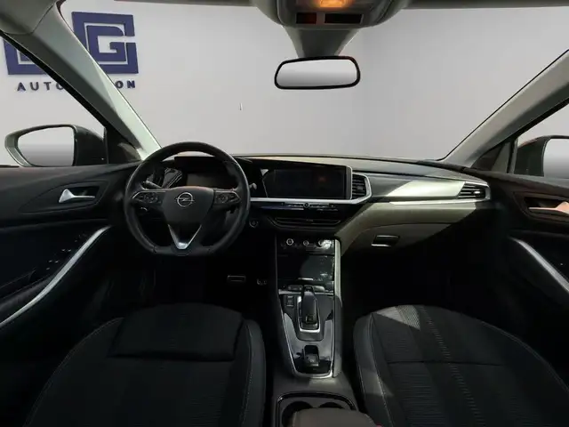 Opel Grandland view 15