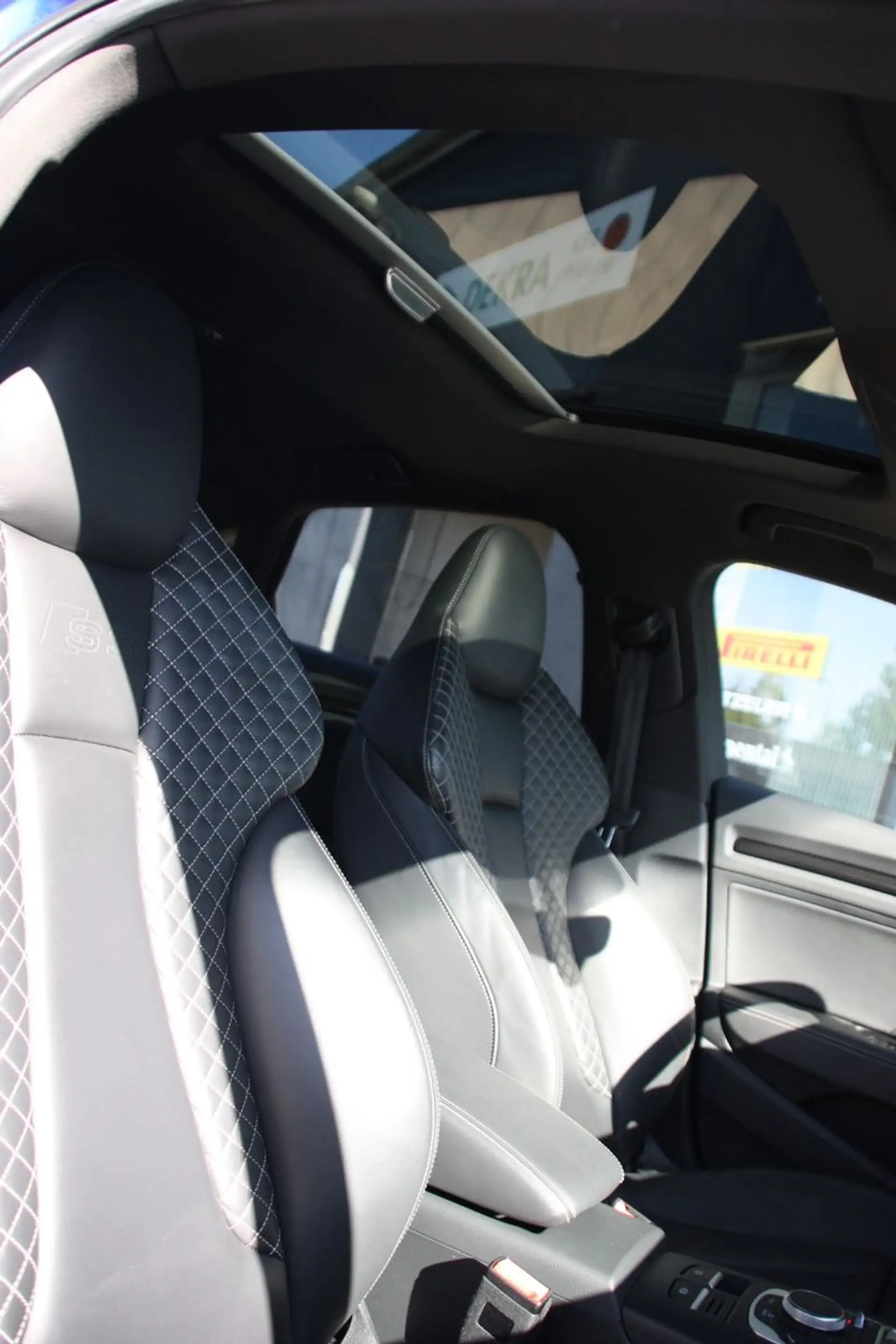 Audi S3 Lim. 2.0 TFSI quattro — photo 10