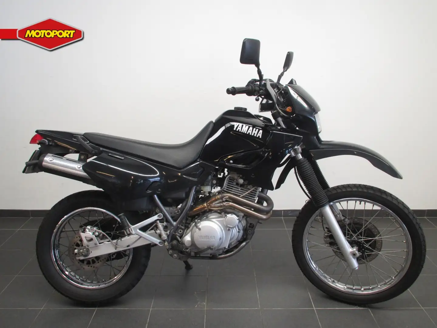 Yamaha XT 600 E Fekete - 1