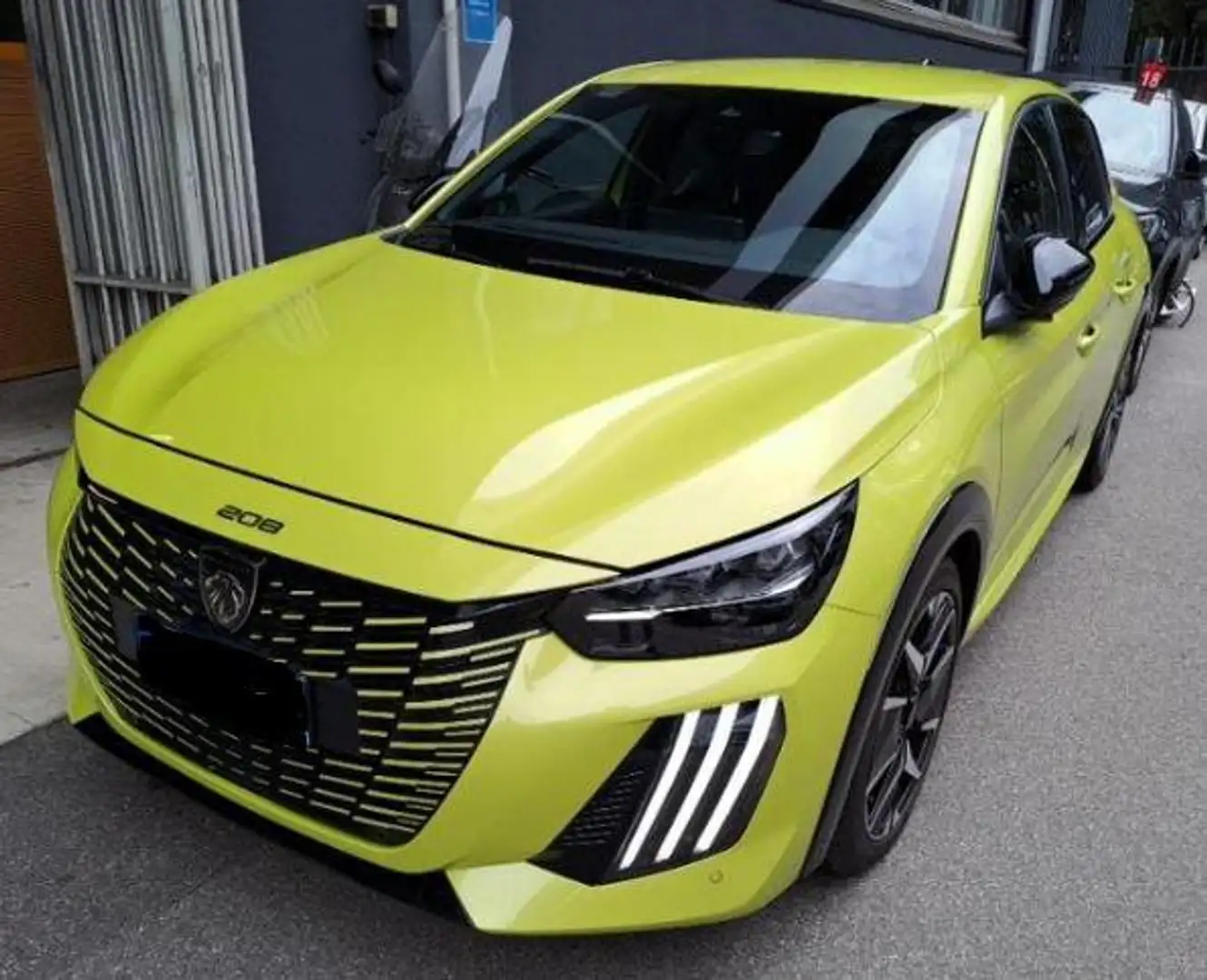 Peugeot 208 1.2 PureTech S/S 100 GT Navi+LED+R-Kam+DAB+ Gelb - 1