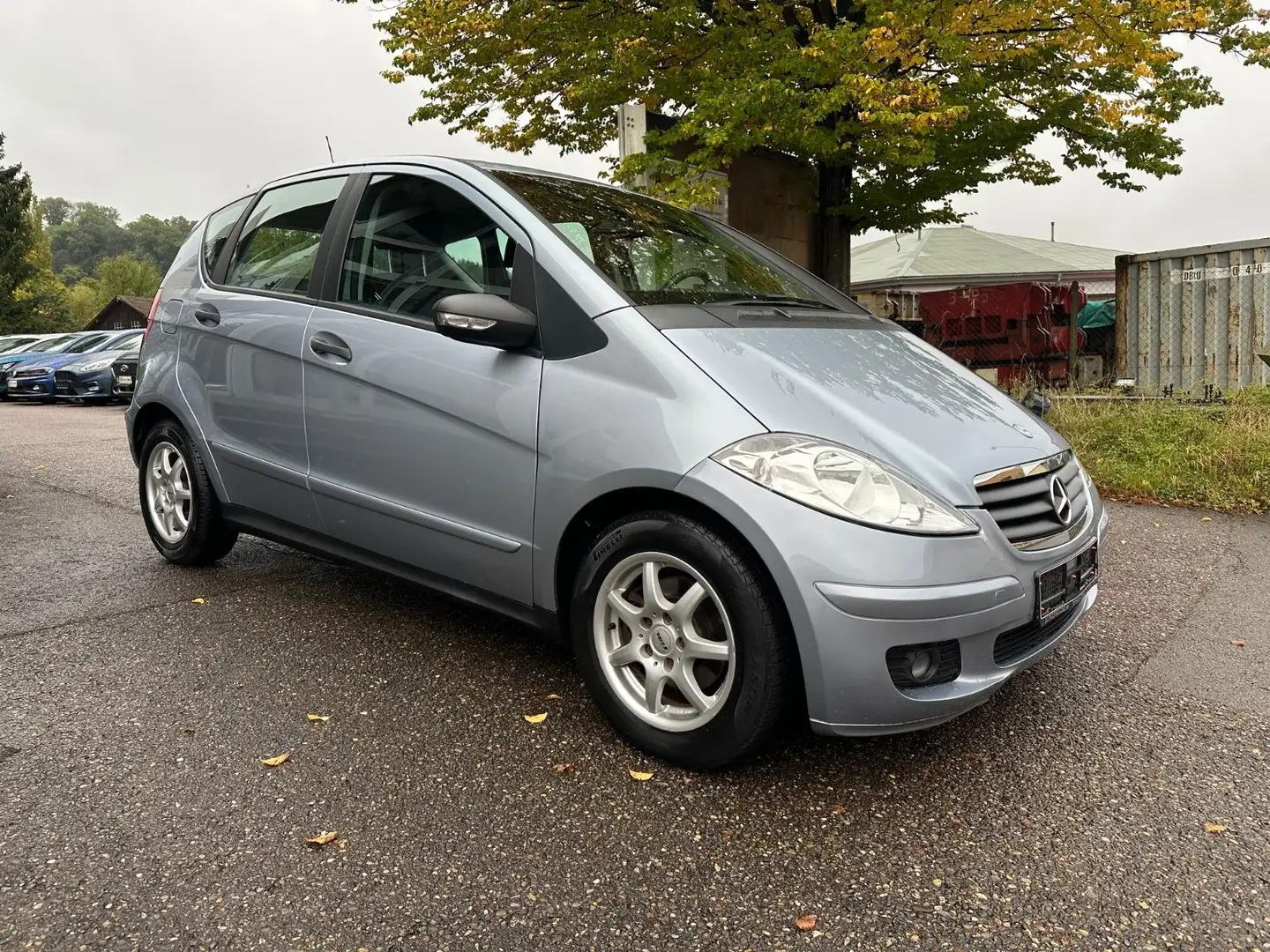 Mercedes-Benz A 150 Classic Automatik SHZ TÜV NEU Blau - 2