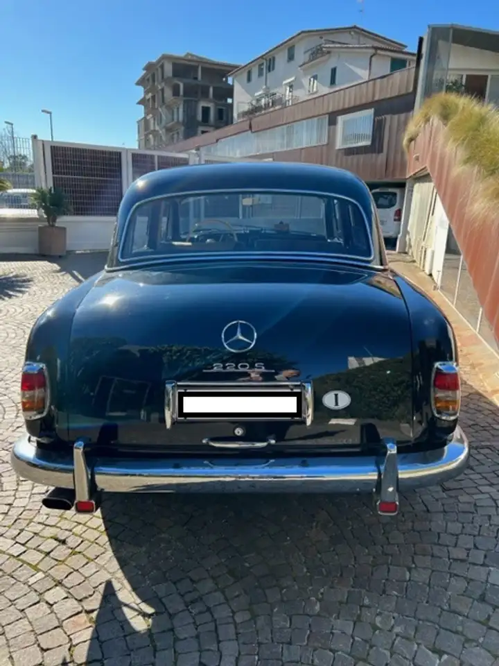 Mercedes-Benz 220S Ponton, foto 4