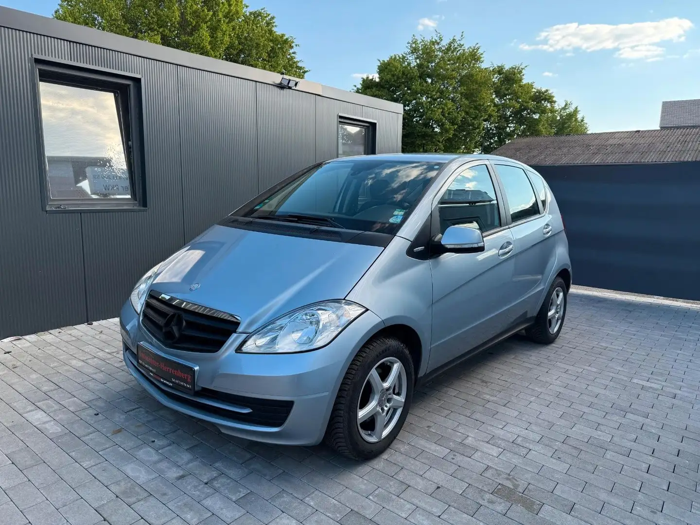 Mercedes-Benz A 160 A -Klasse A 160 * LM*Klima*2HA*HU-Apr26* Silber - 1
