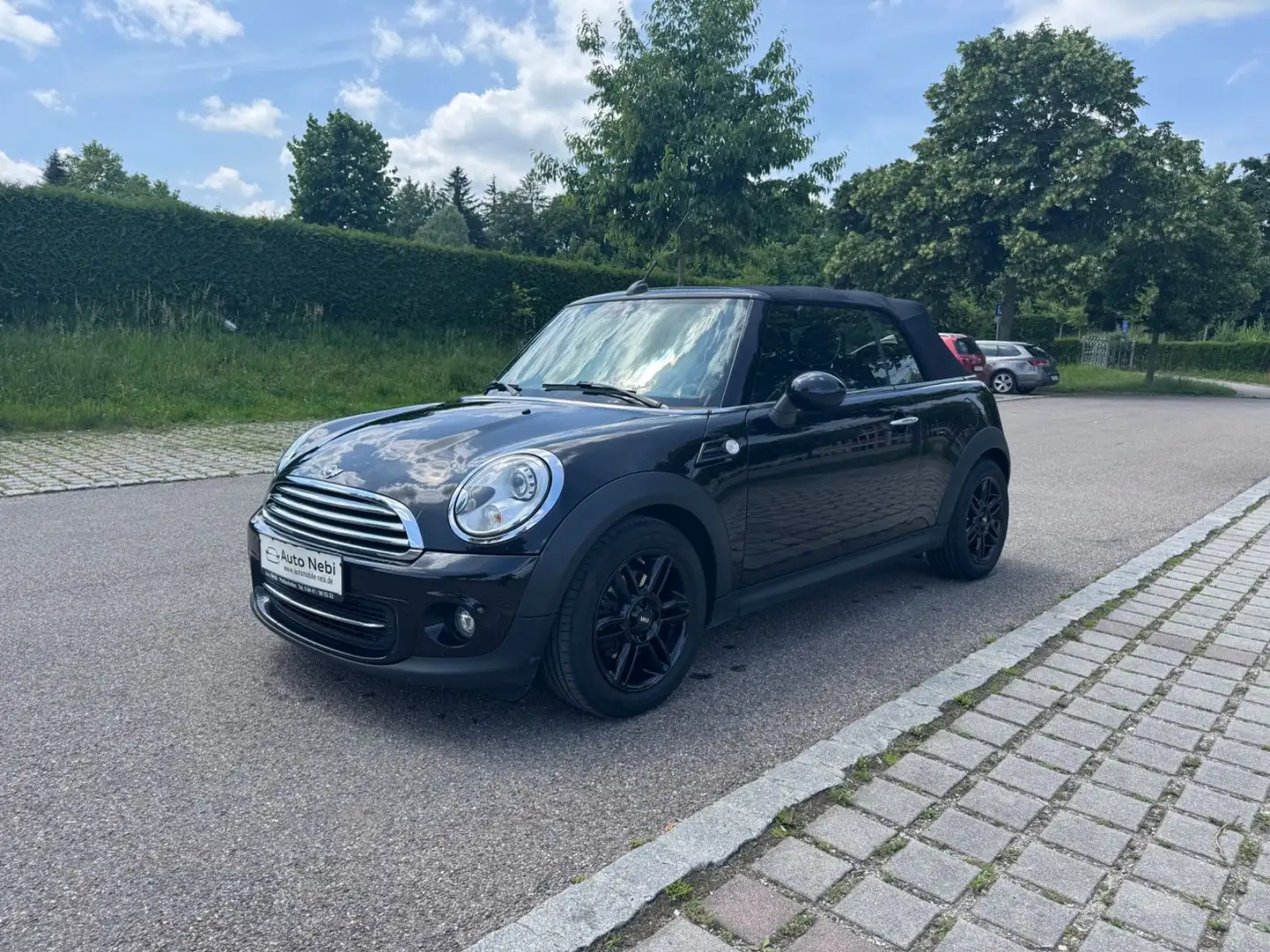 MINI Cooper Cabrio *Display*1.6*Tempomat*Euro 6* Schwarz - 1