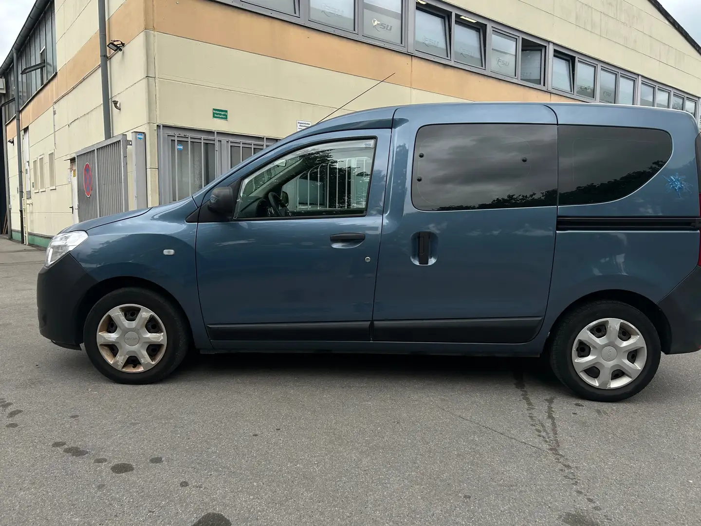 Dacia Dokker TCe 115 Ambiance Mavi - 2