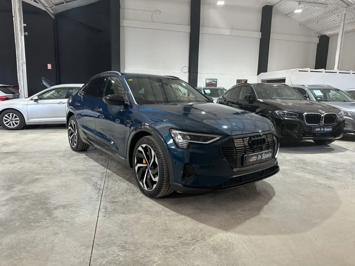Audi e-tron Sportback 55 quattro Bleu - 1