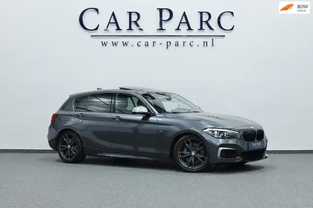 BMW 140 1-serie M140i Special Edition LED/SCHUIFDAK/LEER+S