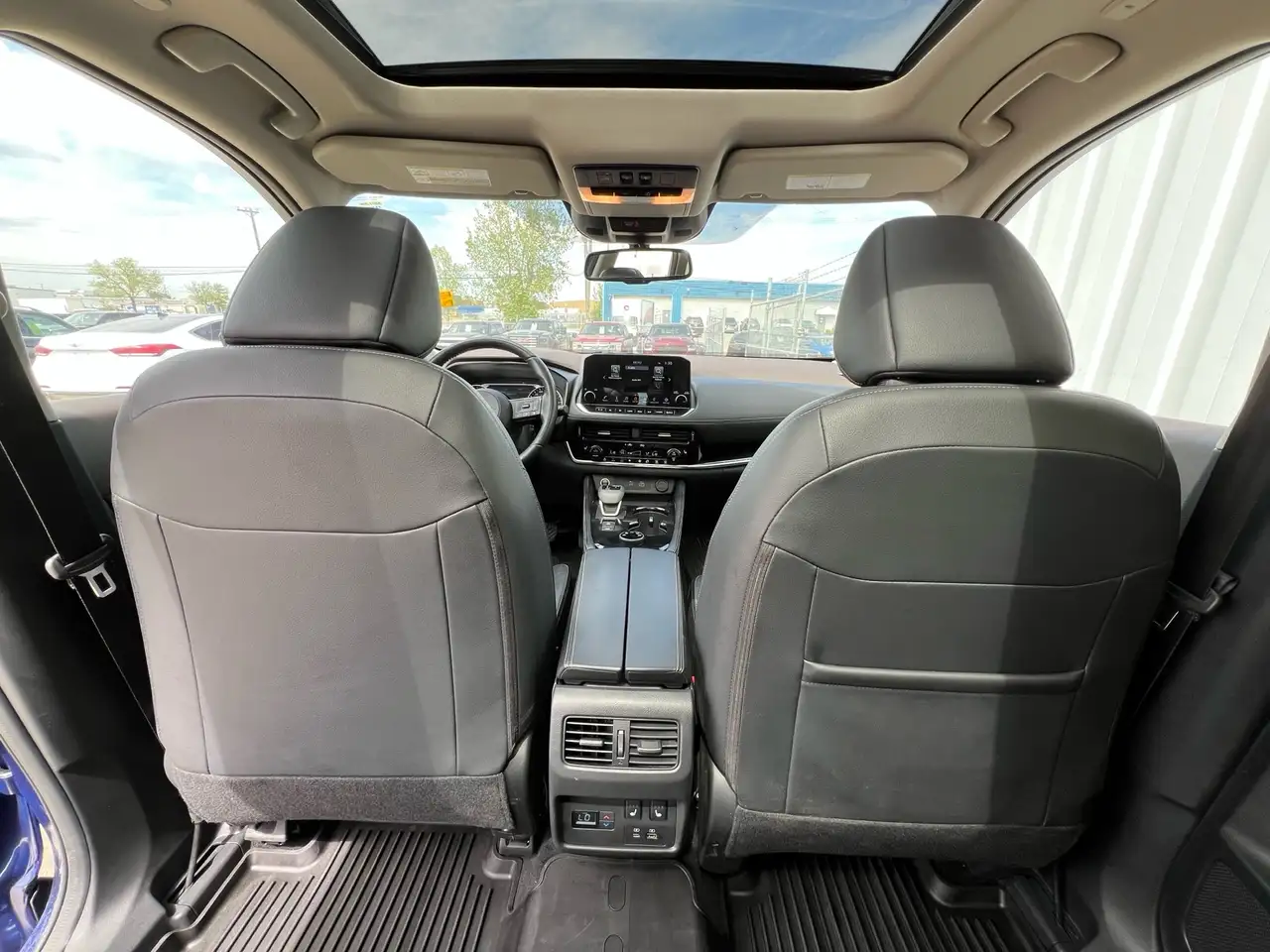 Nissan Rogue photo Nissan Rogue