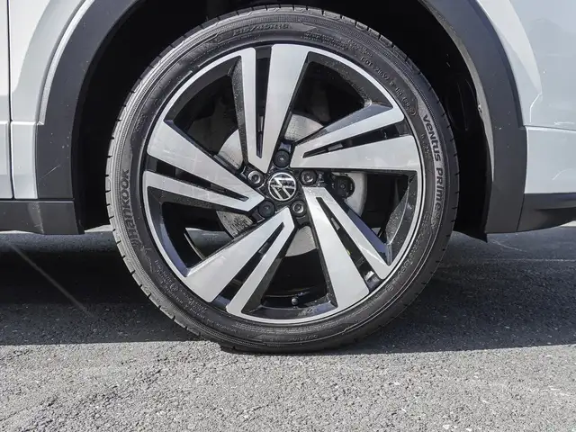 Volkswagen T-Cross view 7