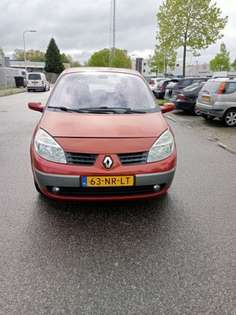 Renault Scenic 2.0-16V DYNAM.COMF.
