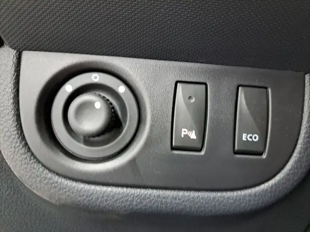 Dacia Sandero view 9