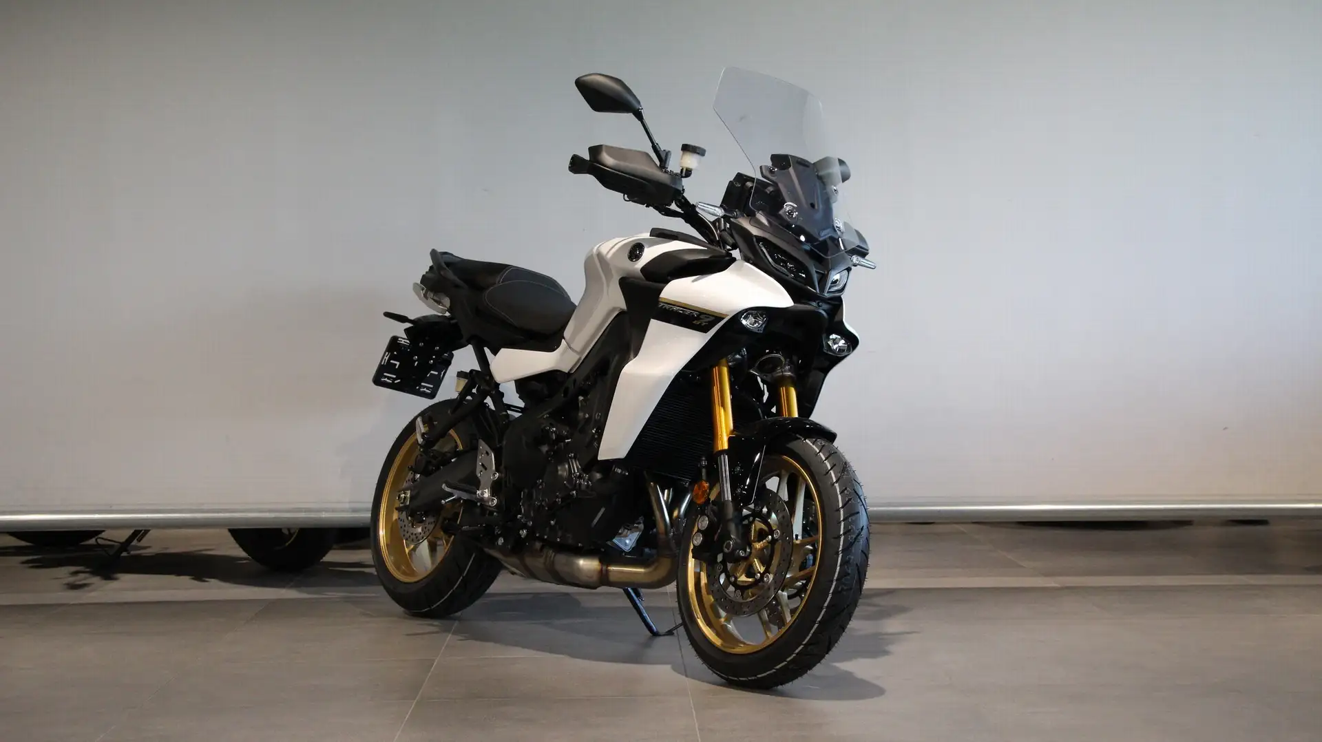 Yamaha Tracer 9 GT Wit - 2
