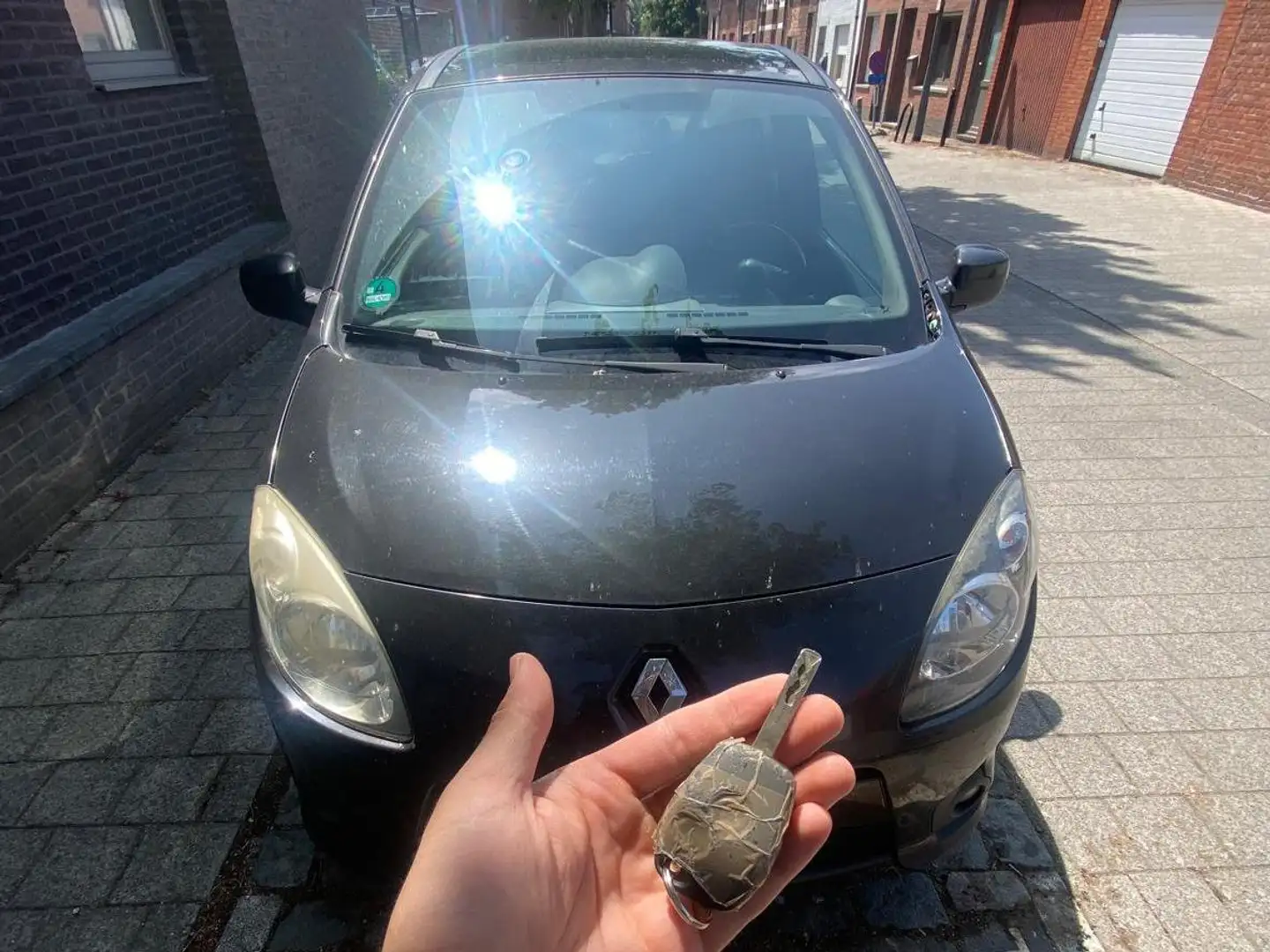 Renault Twingo Twingo II 1.2L  16V 75PK Night & Day Zwart - 1